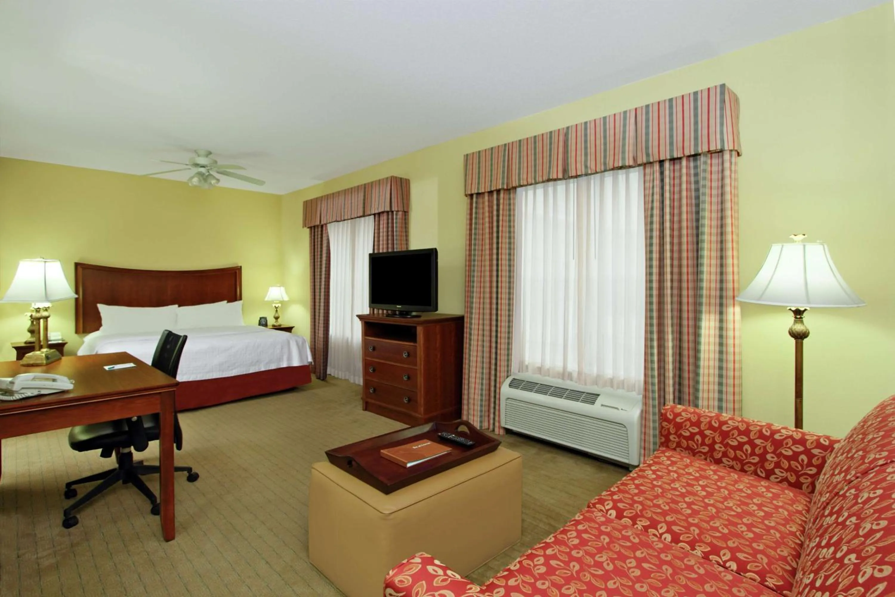 Bedroom, Bed in Homewood Suites by Hilton Chesapeake - Greenbrier