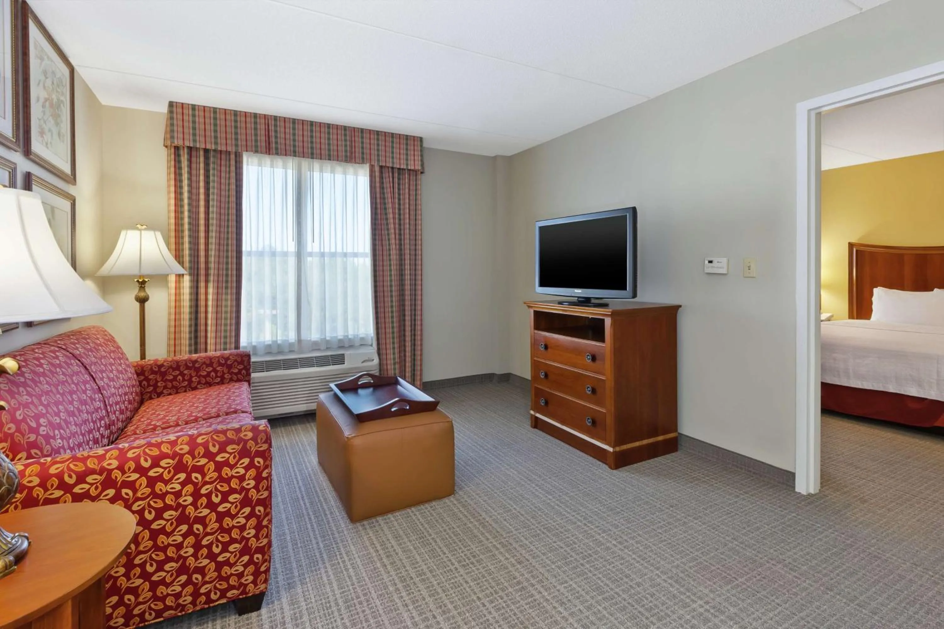 Bedroom, Bed in Homewood Suites by Hilton Chesapeake - Greenbrier