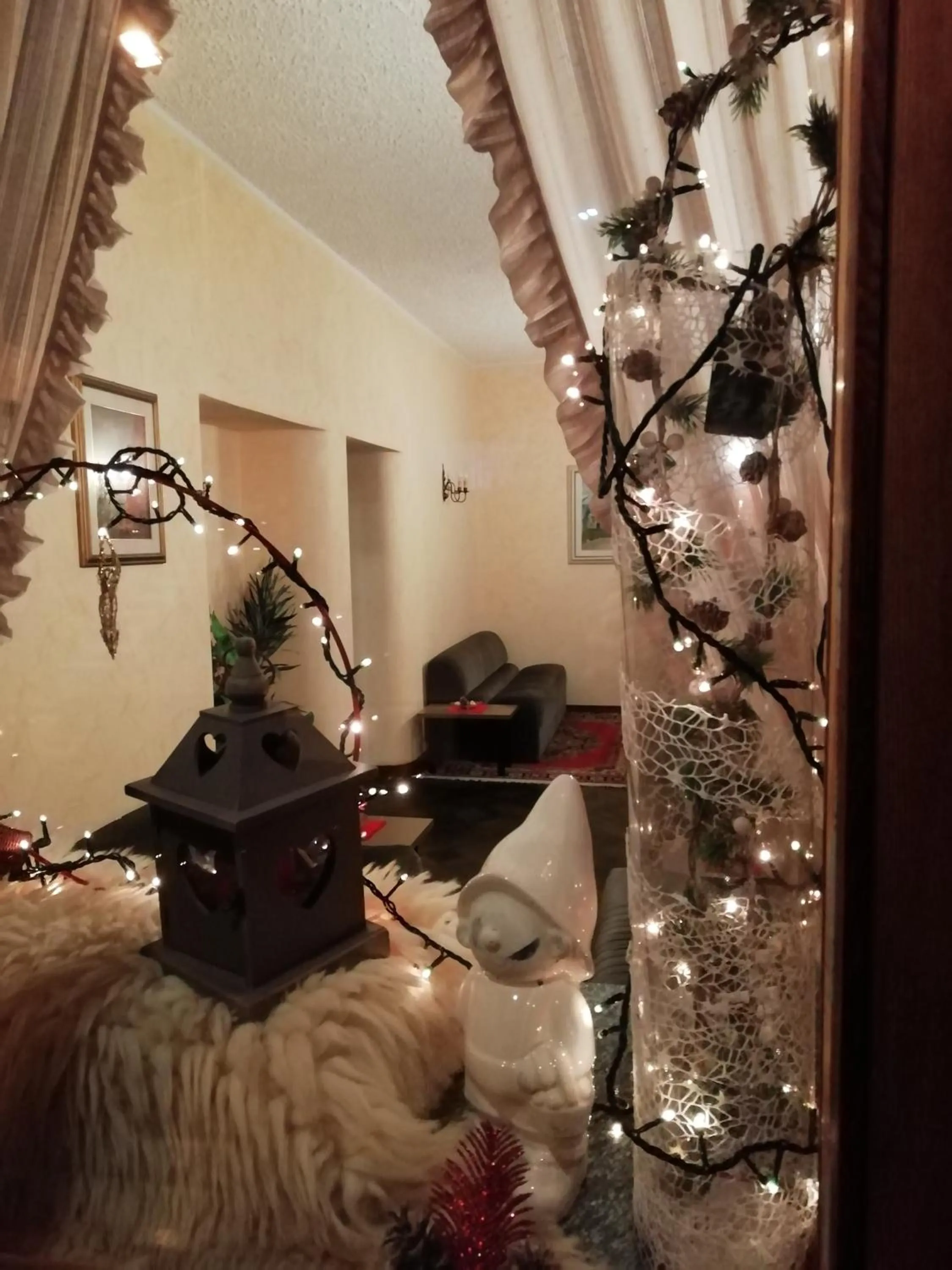 Communal lounge/ TV room in Hotel Miramonti