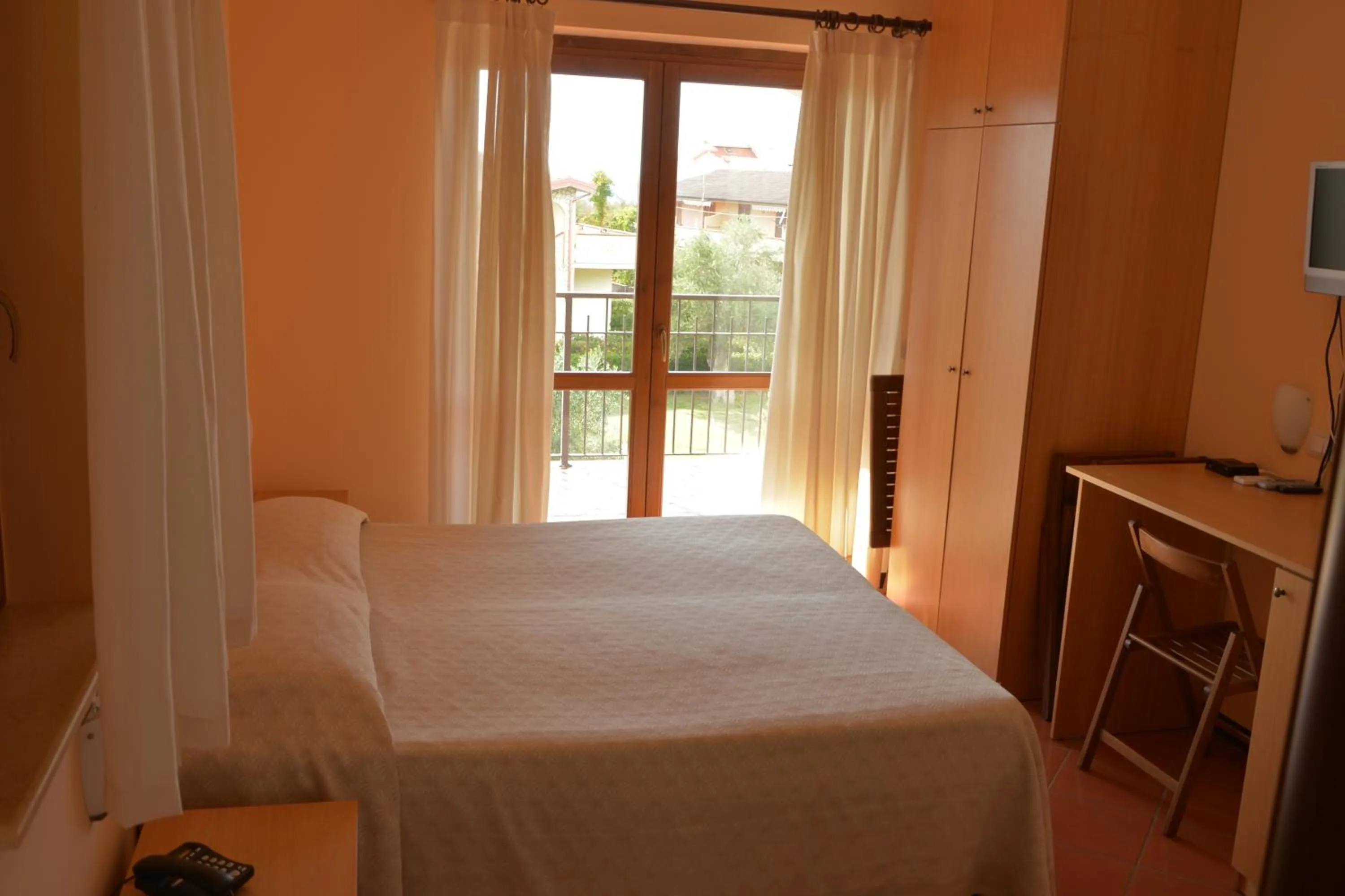 Photo of the whole room in Larus Hotel