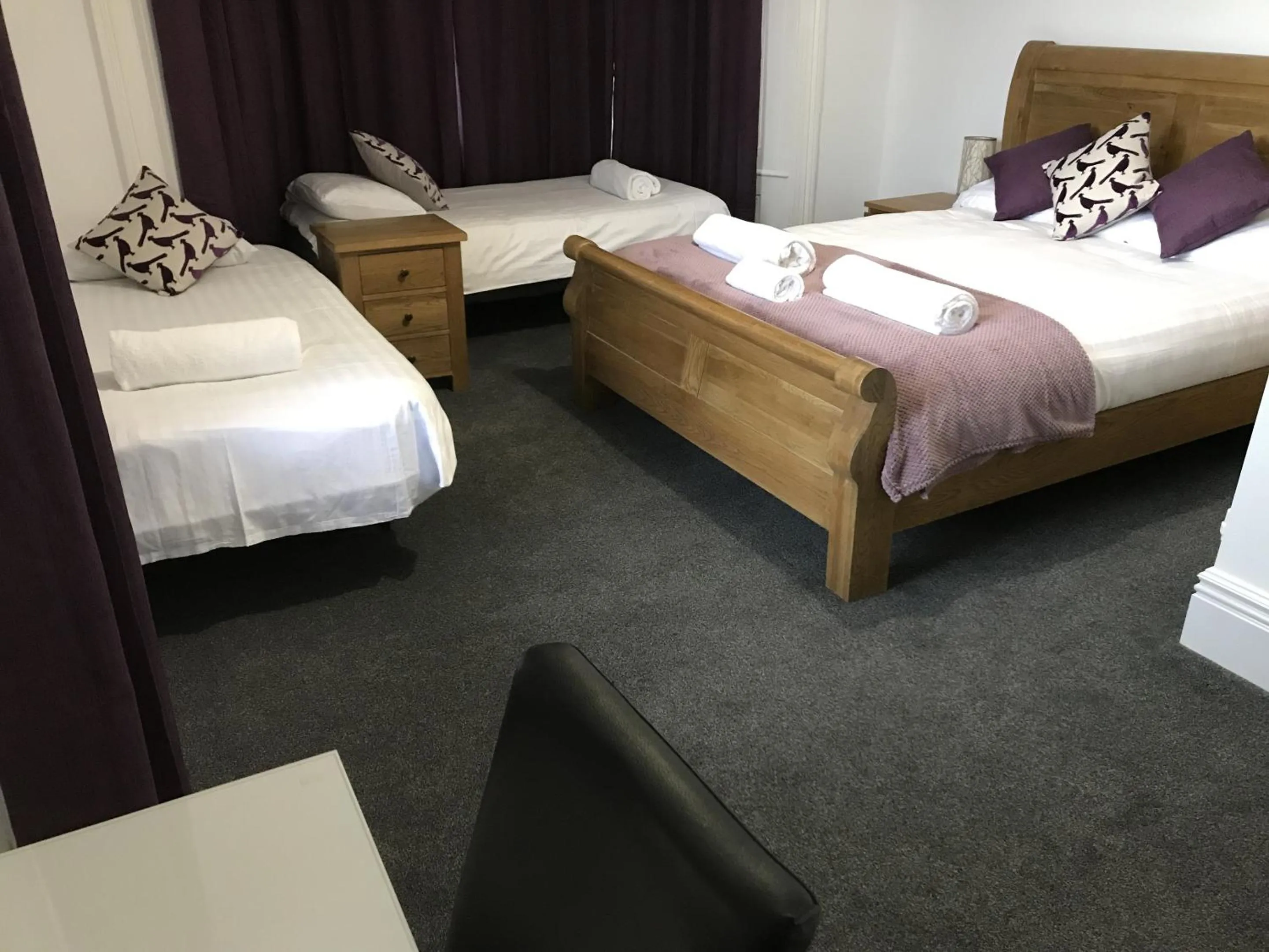 Bedroom, Bed in The Dalbury and Palmer Hotel with FREE PARKING