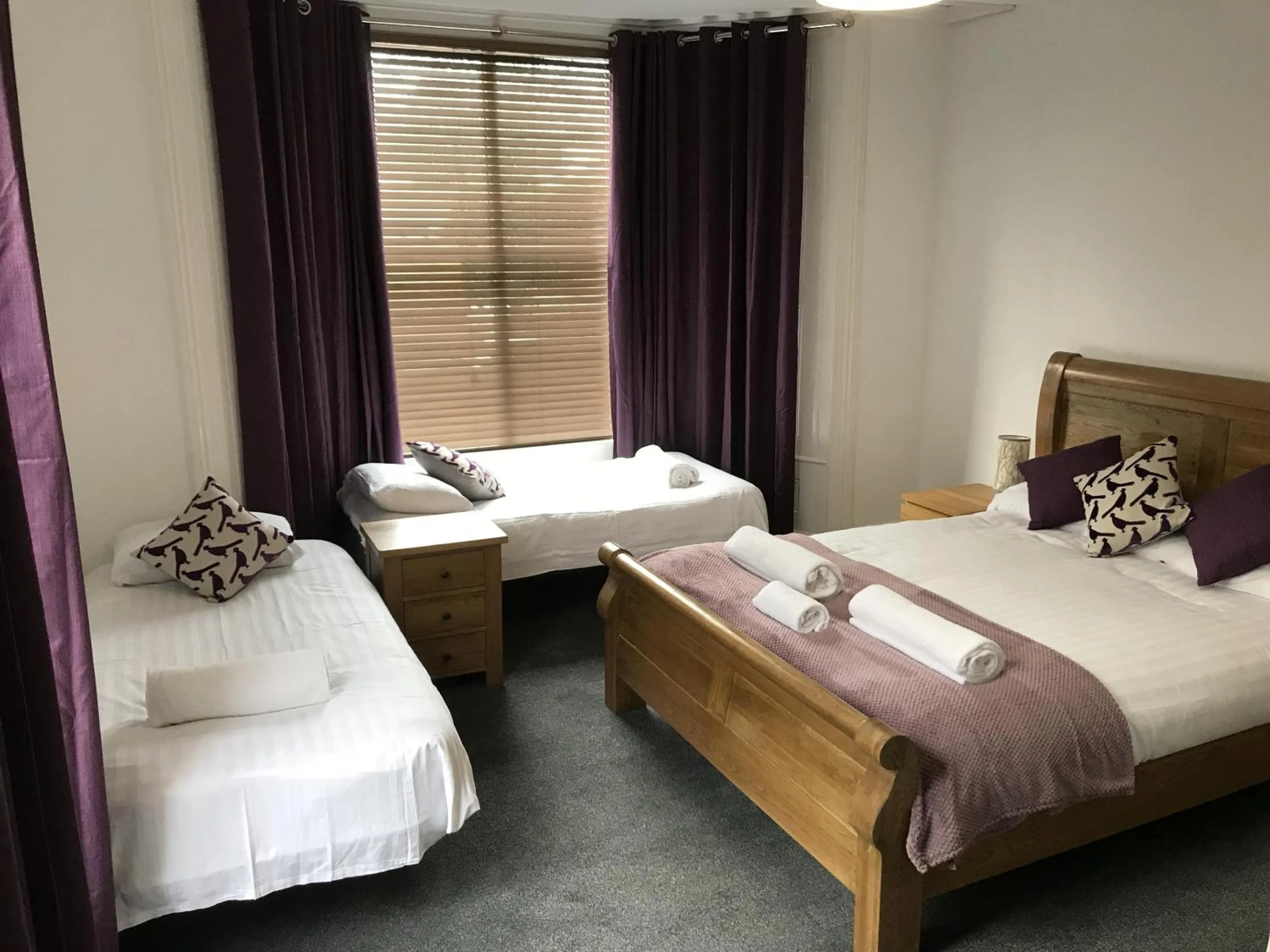 Bedroom, Bed in The Dalbury and Palmer Hotel with FREE PARKING