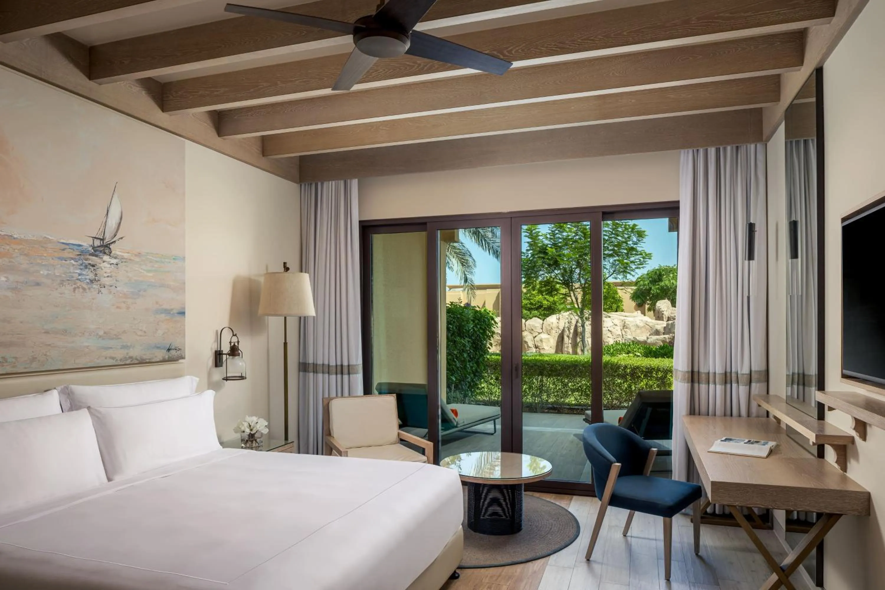 Bedroom, Bed in Saadiyat Rotana Resort and Villas