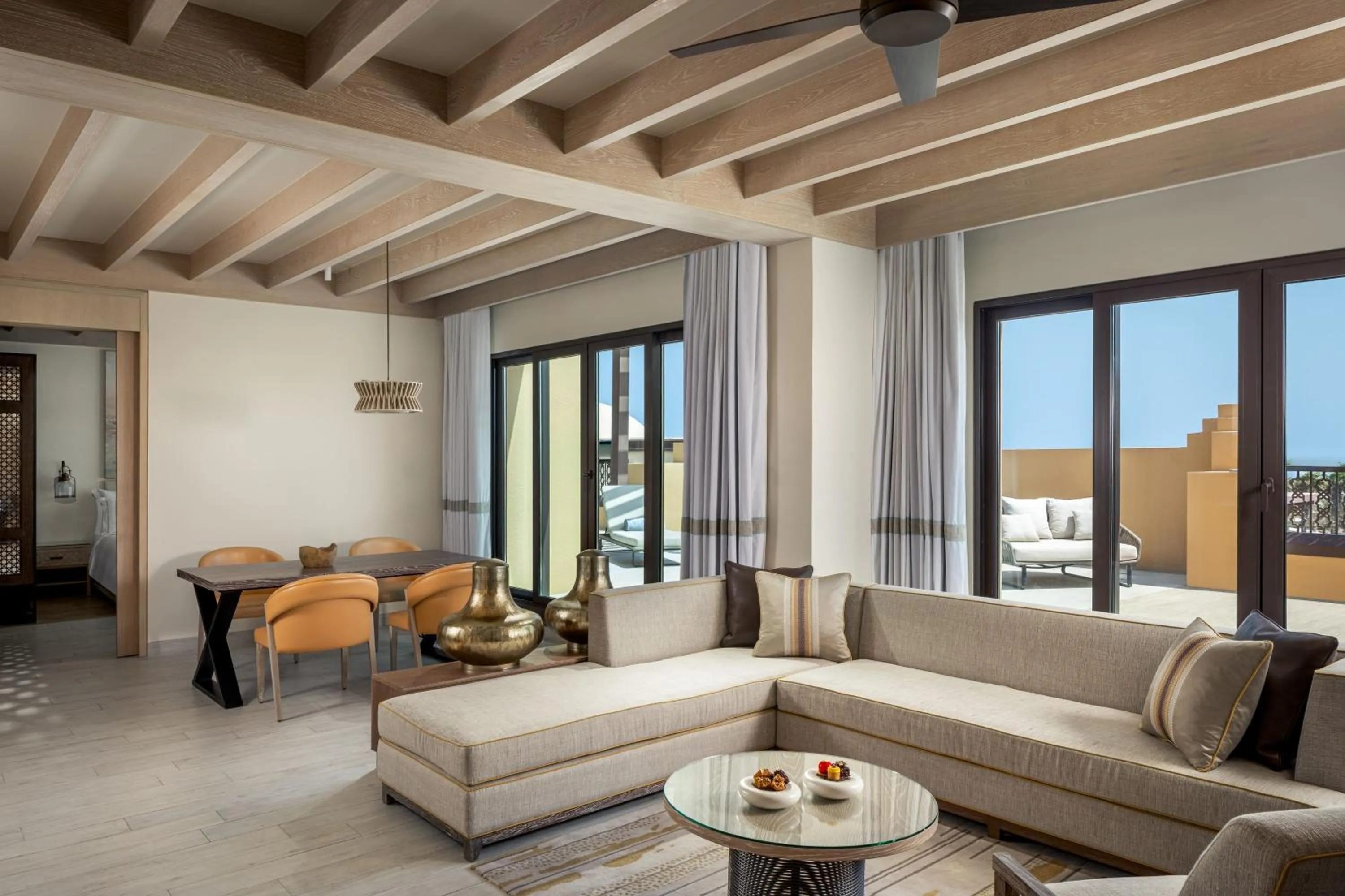 Living room in Saadiyat Rotana Resort and Villas