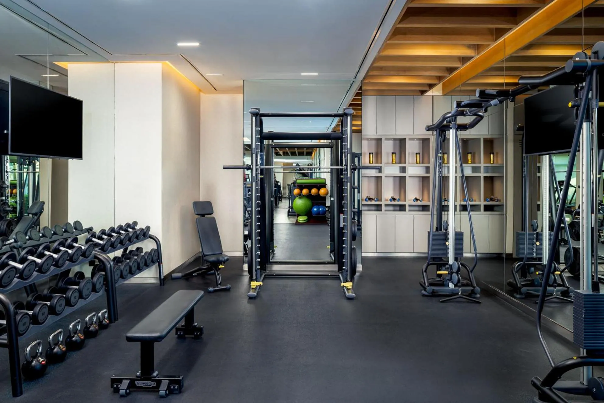 Fitness centre/facilities in Saadiyat Rotana Resort and Villas