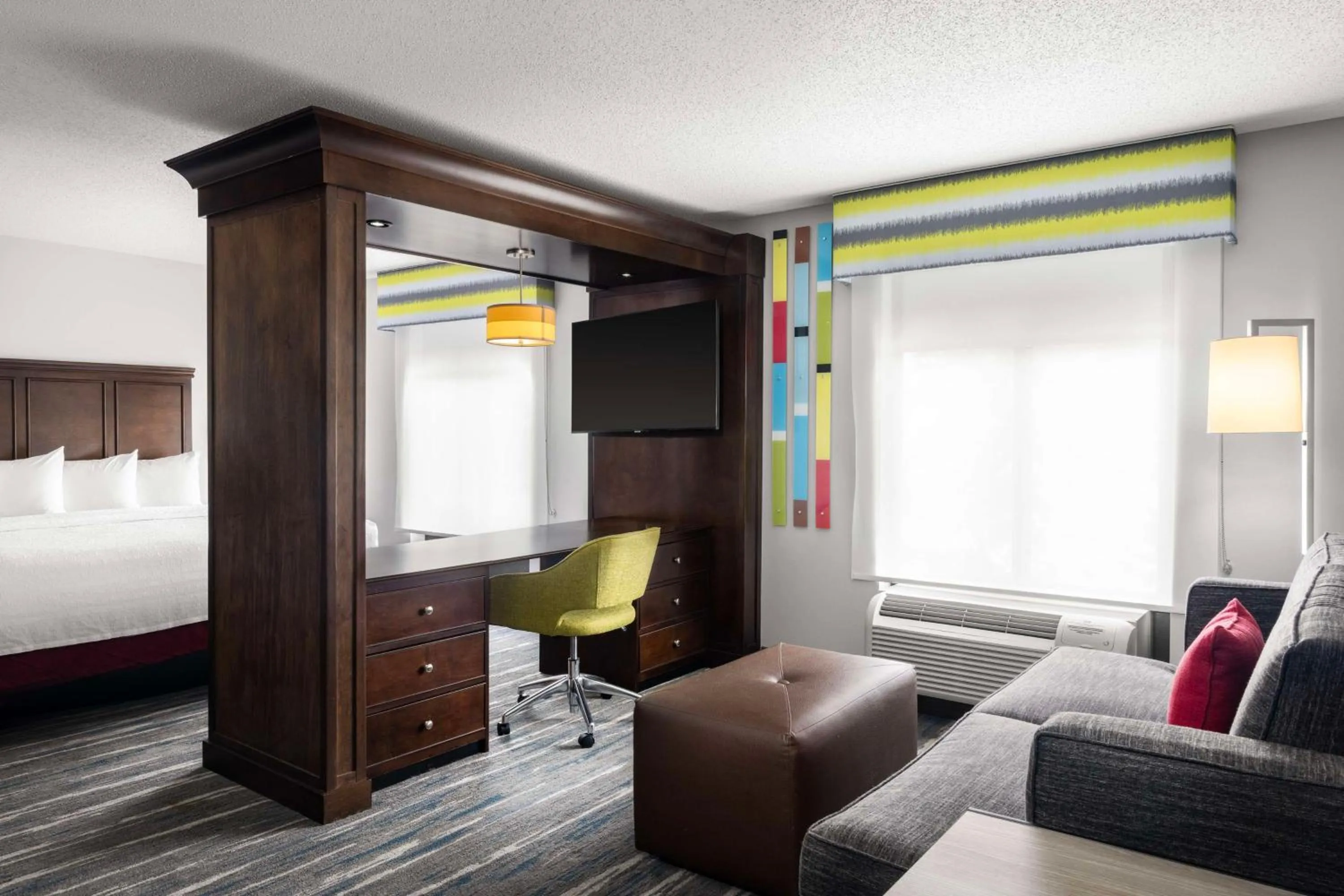 Bedroom, Bed in Hampton Inn & Suites Birmingham/280 East-Eagle Point