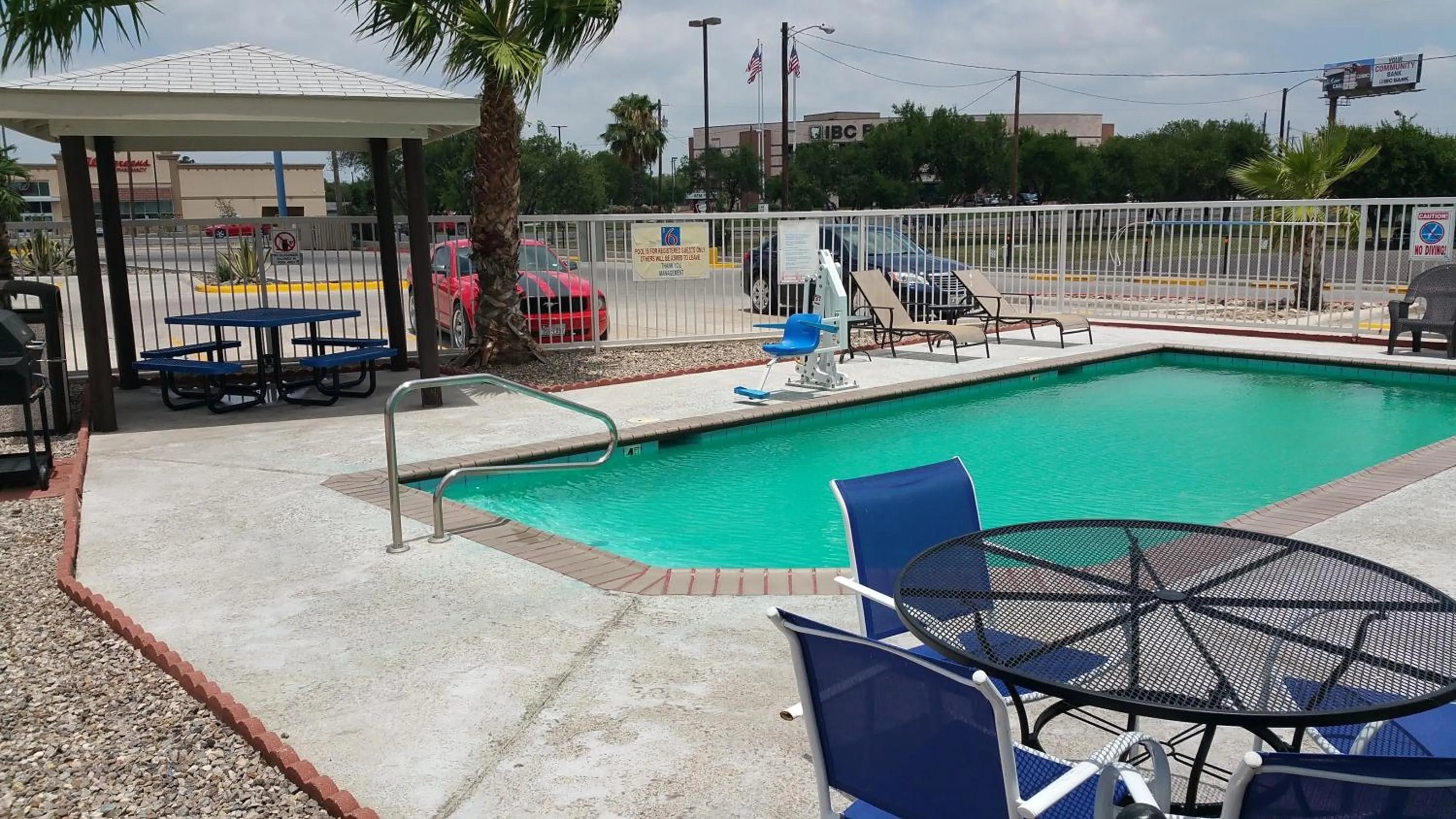 Swimming pool in Motel 6-Eagle Pass, TX - Lakeside