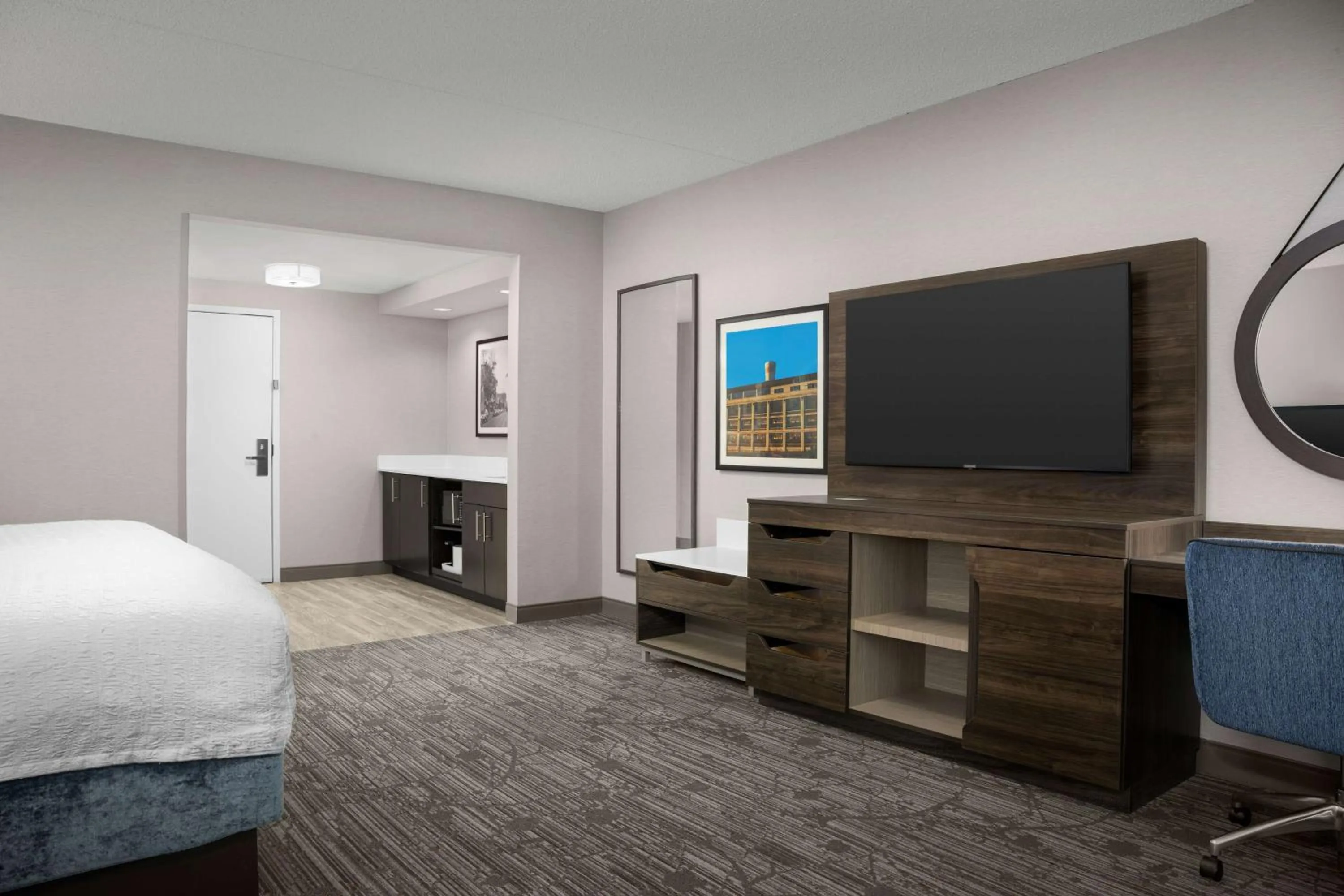 Bed in Hampton Inn Easton