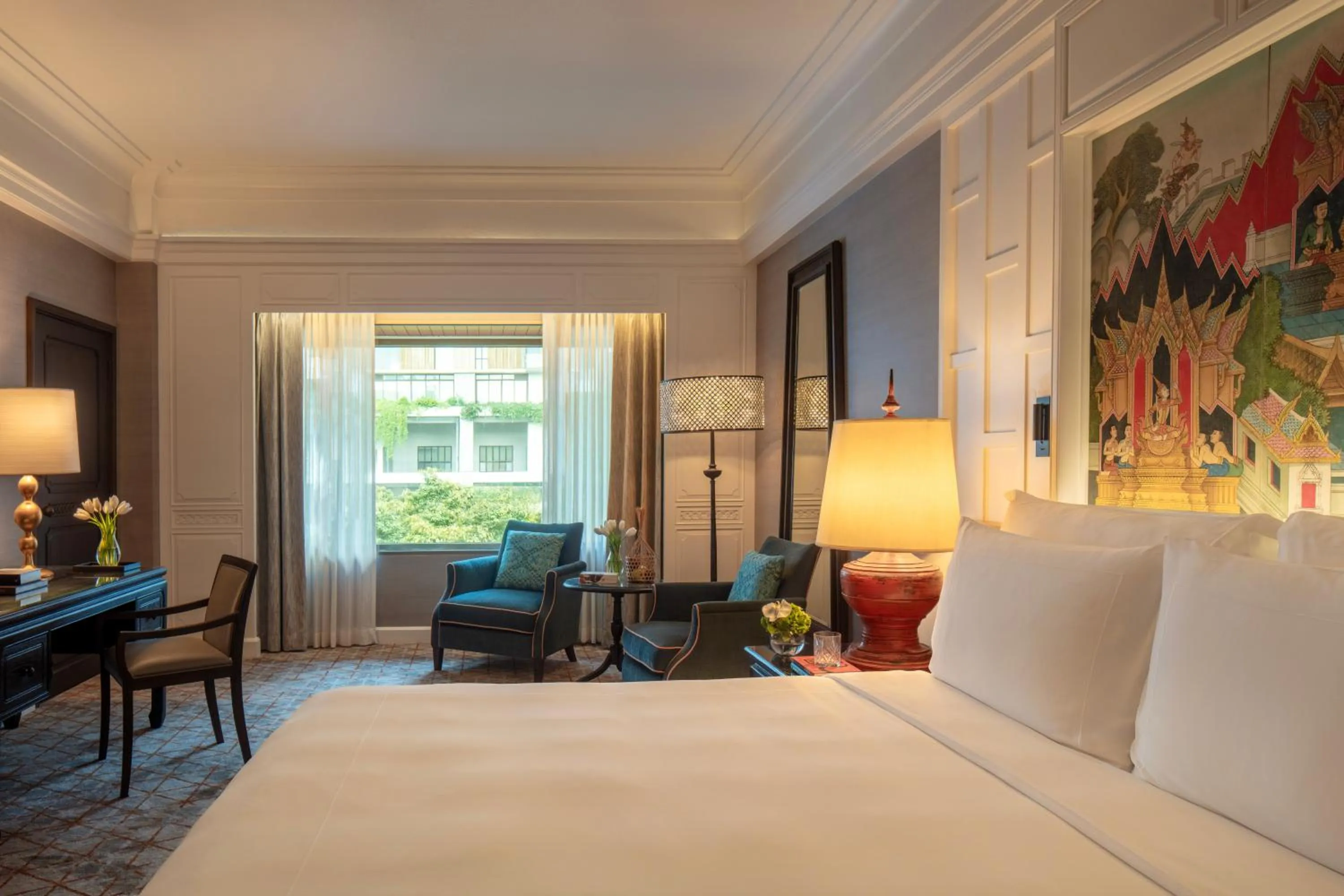 Bedroom, Bed in Anantara Siam Bangkok Hotel