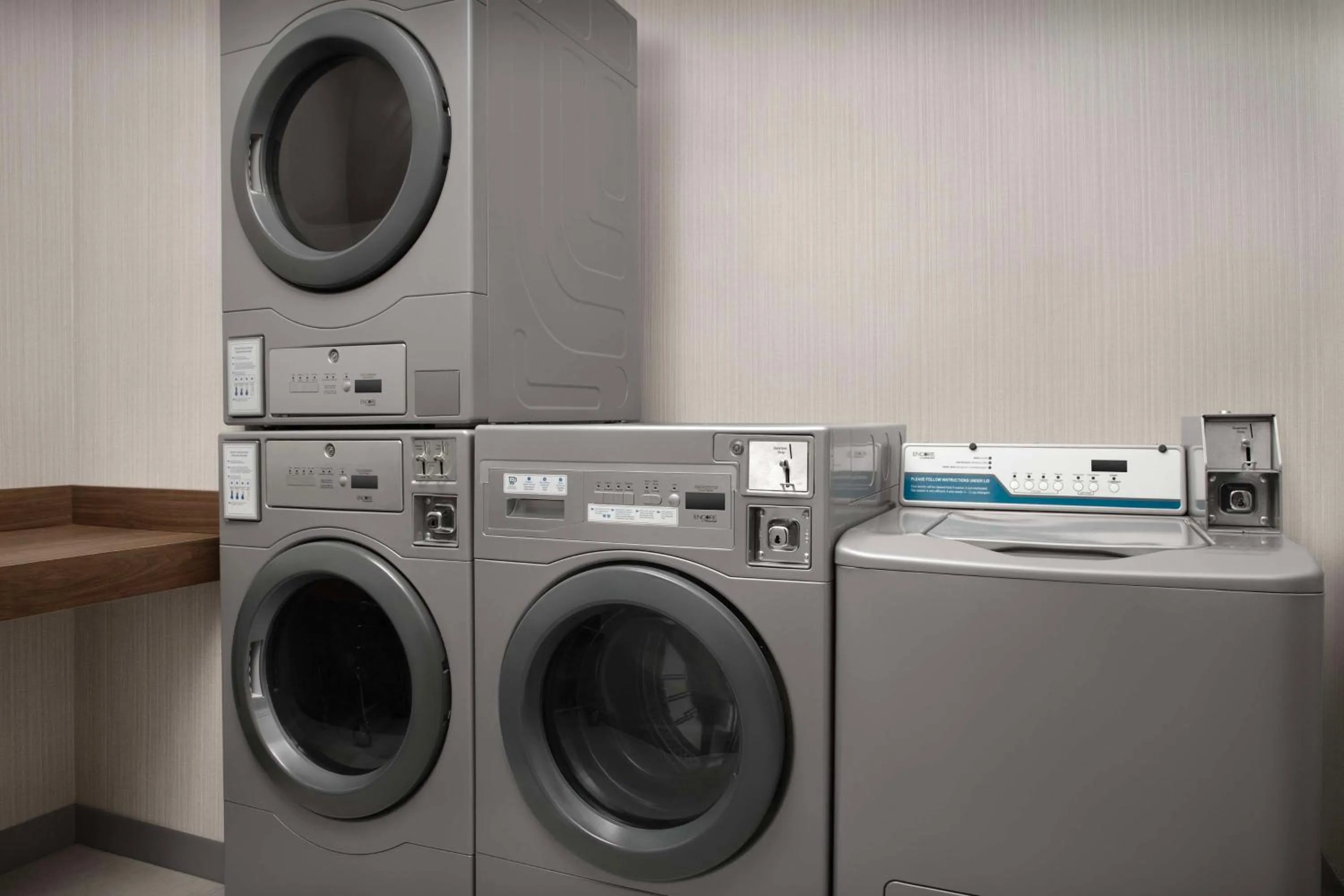 laundry in Hilton Garden Inn Atlanta North/Johns Creek