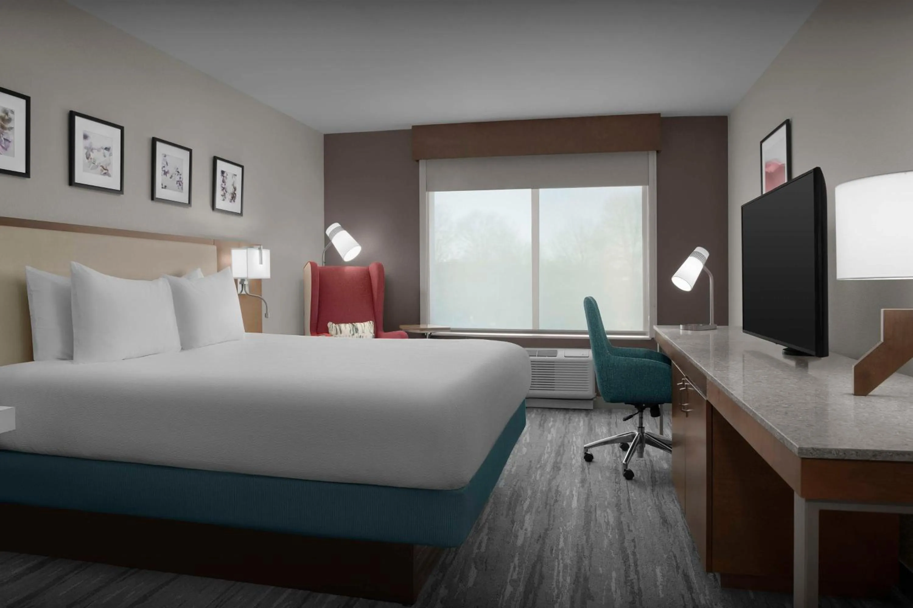 Bed in Hilton Garden Inn Atlanta North/Johns Creek