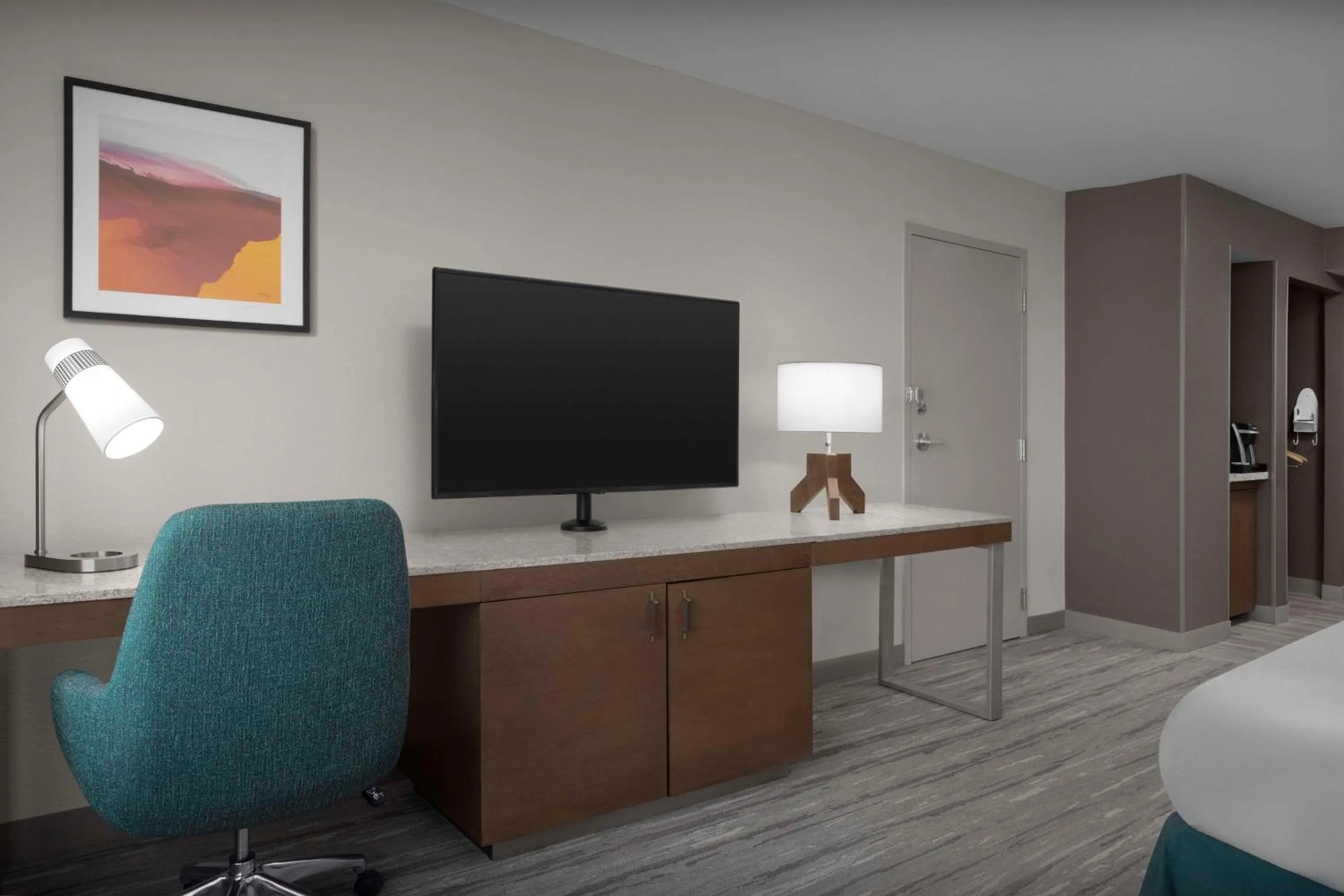 Bedroom, Bed in Hilton Garden Inn Atlanta North/Johns Creek