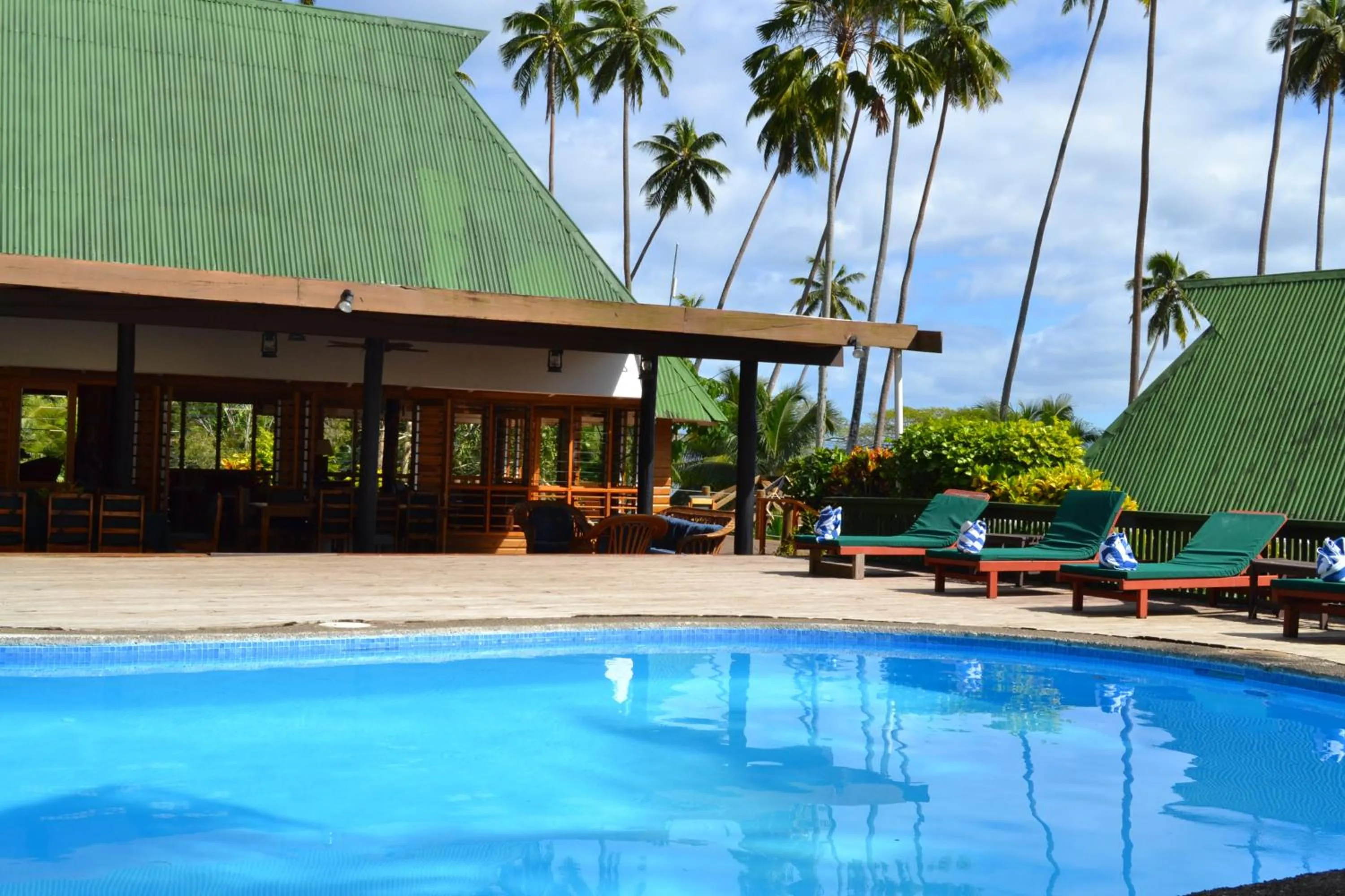 Swimming pool in Daku Resort