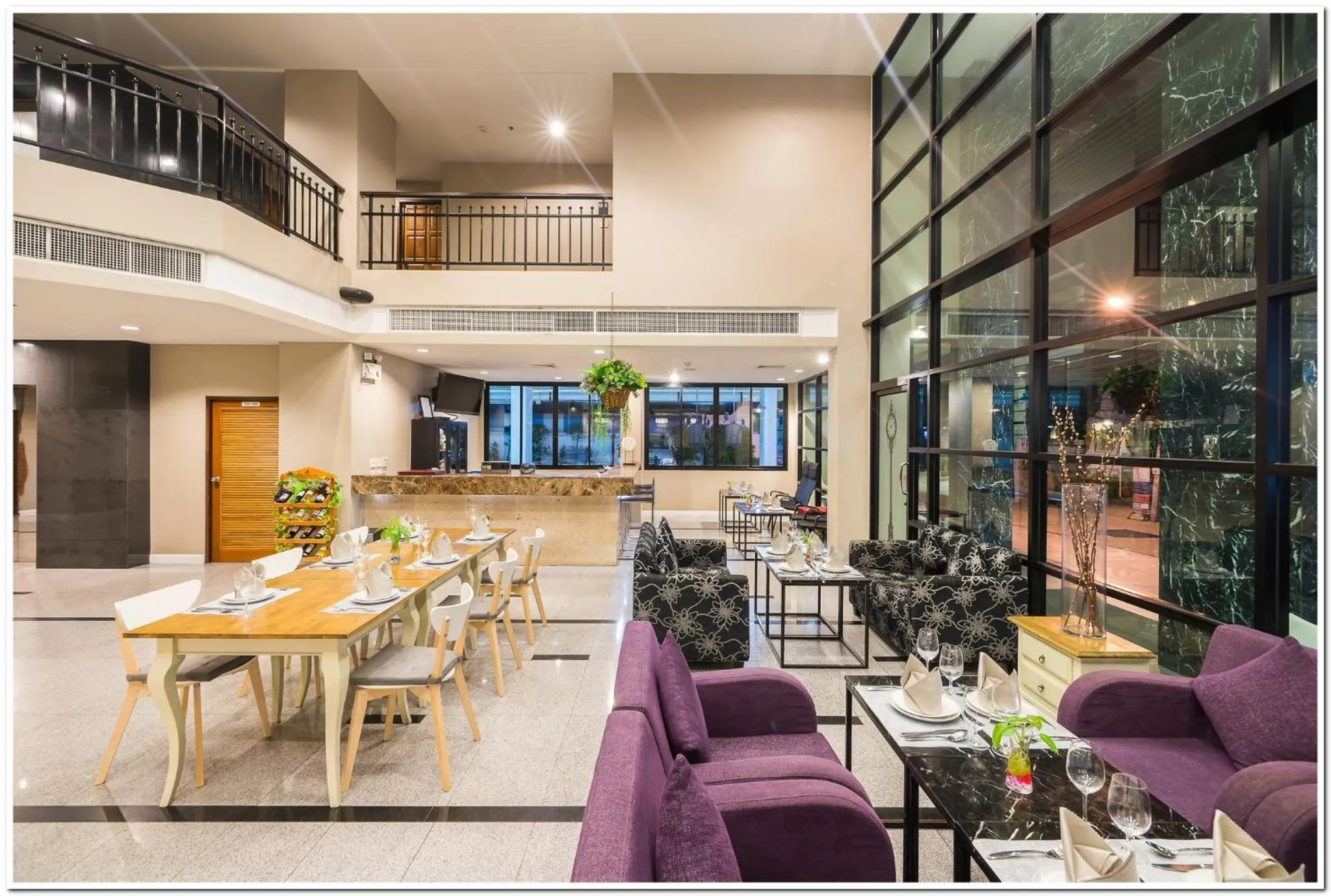 Restaurant/places to eat in Sea Me Spring Hotel