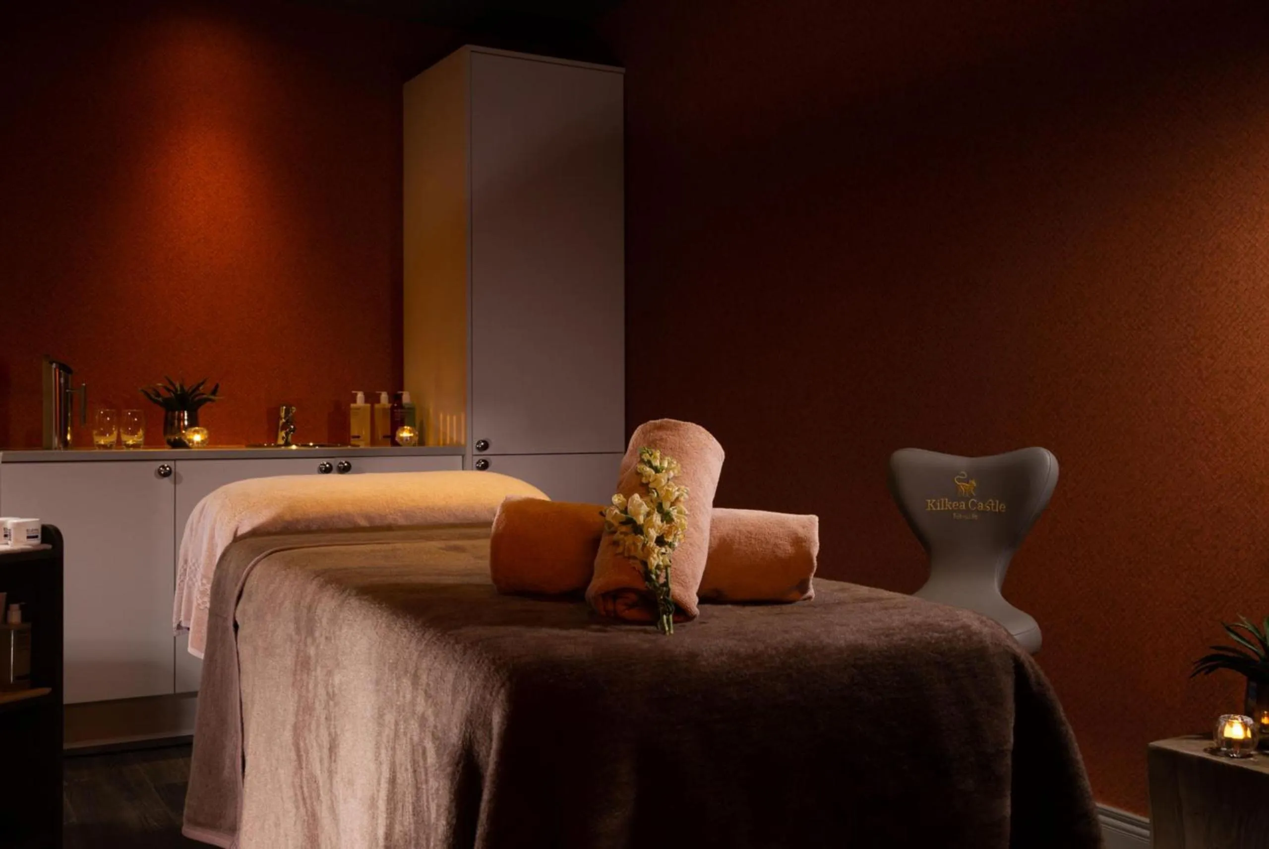 Spa and wellness centre/facilities, Bed in Kilkea Castle