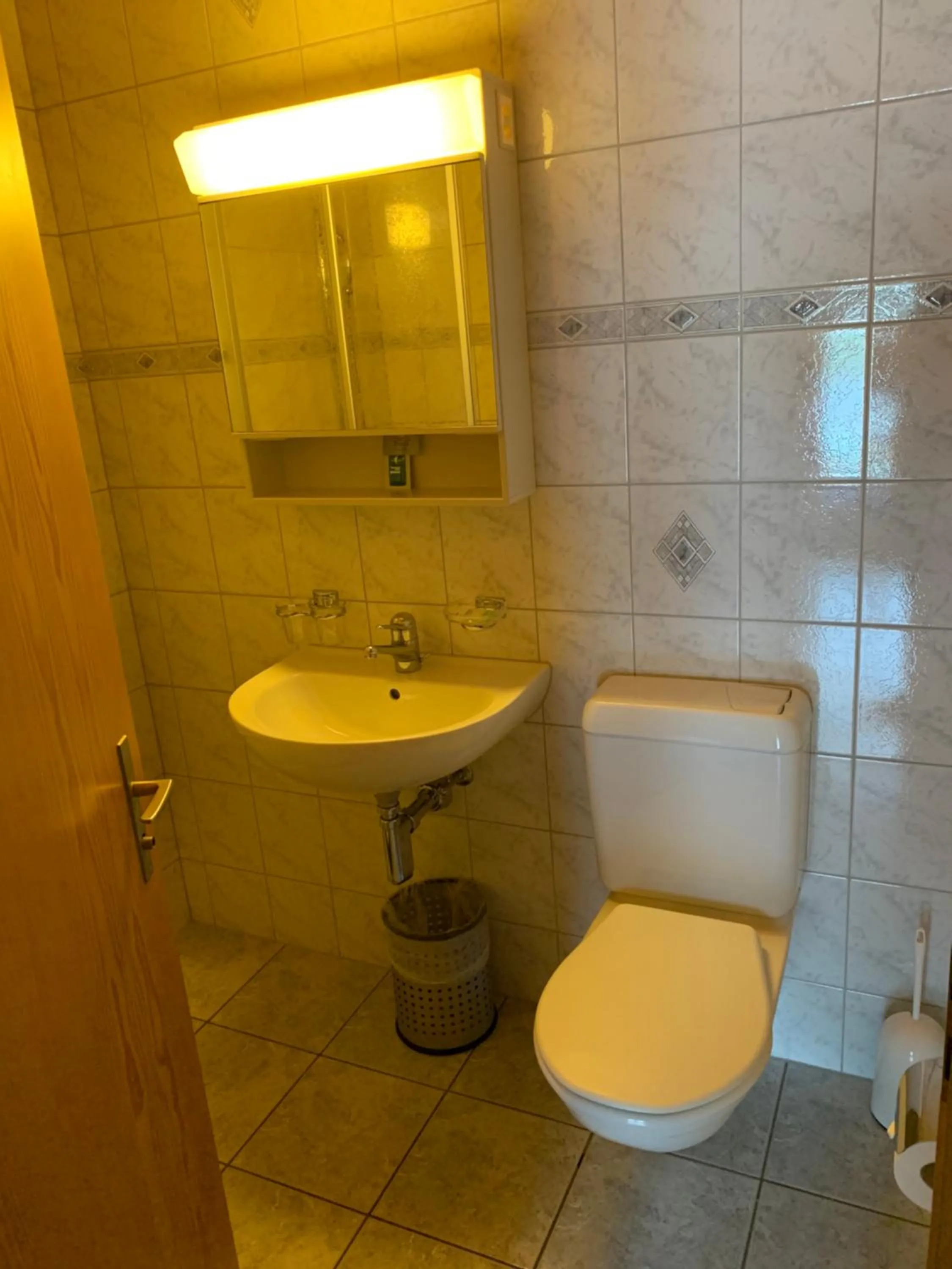 Toilet in Hotel Hof und Post