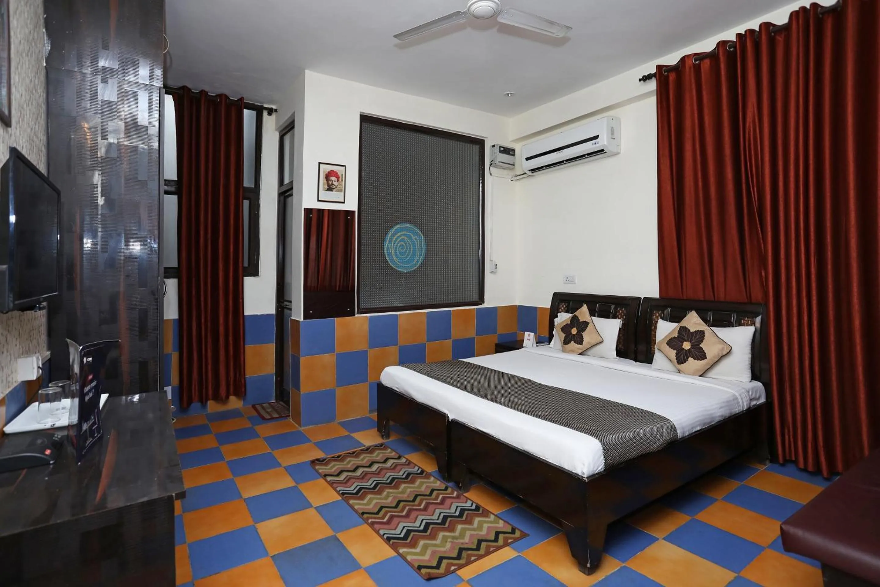 Bedroom in Hotel O Grand Empire Expressway