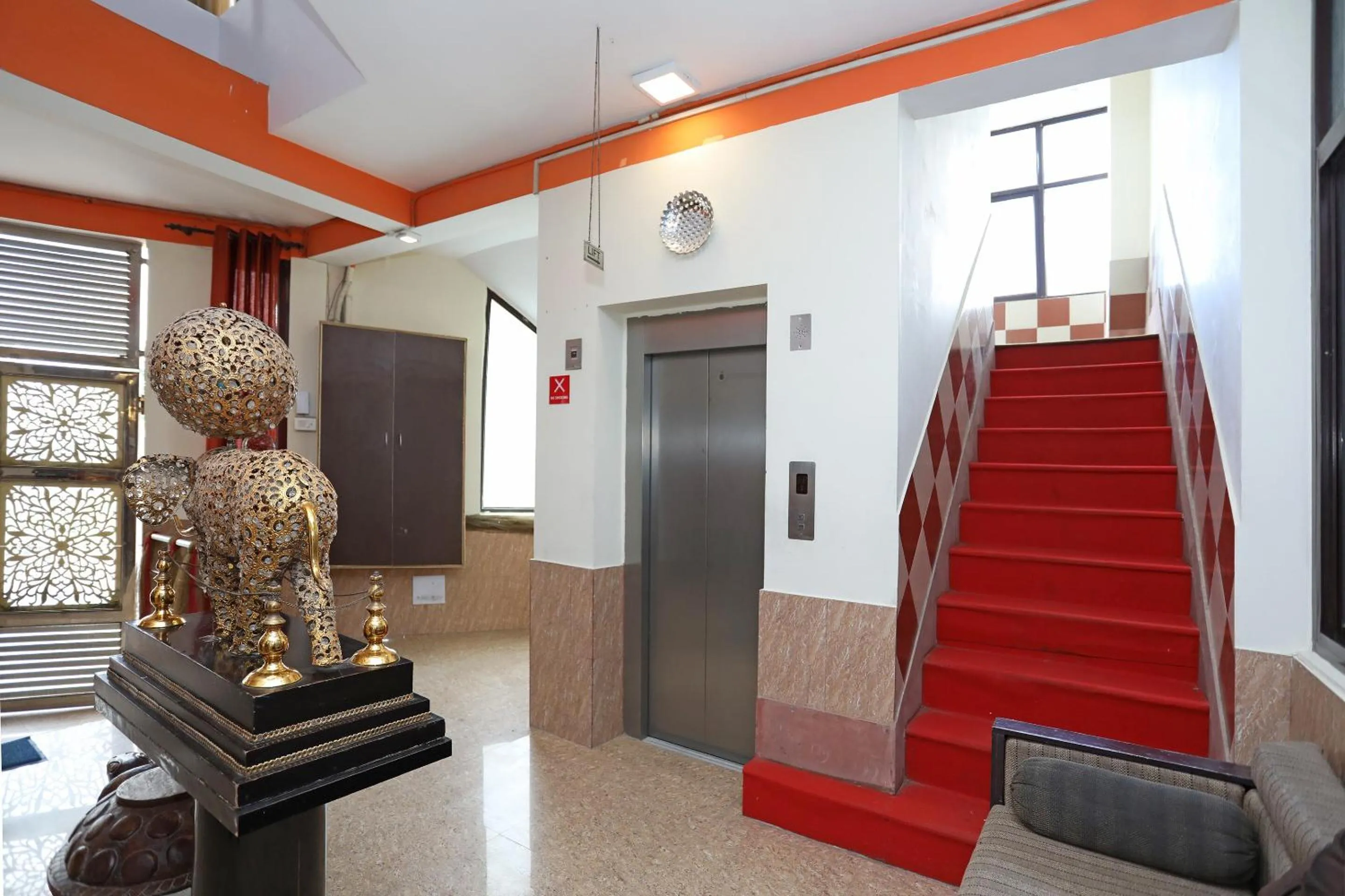 Lobby or reception in Hotel O Grand Empire Expressway