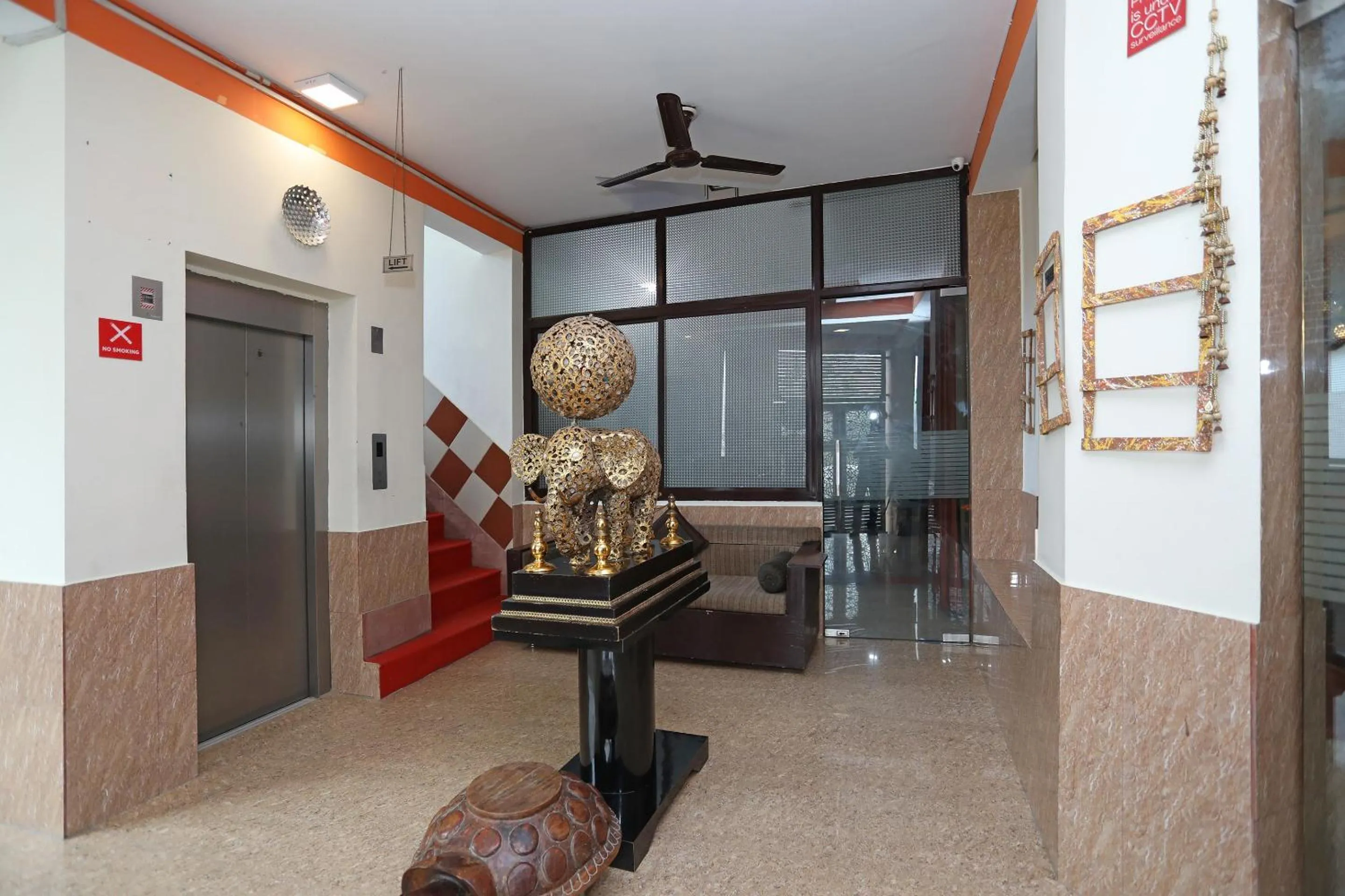Lobby or reception in Hotel O Grand Empire Expressway