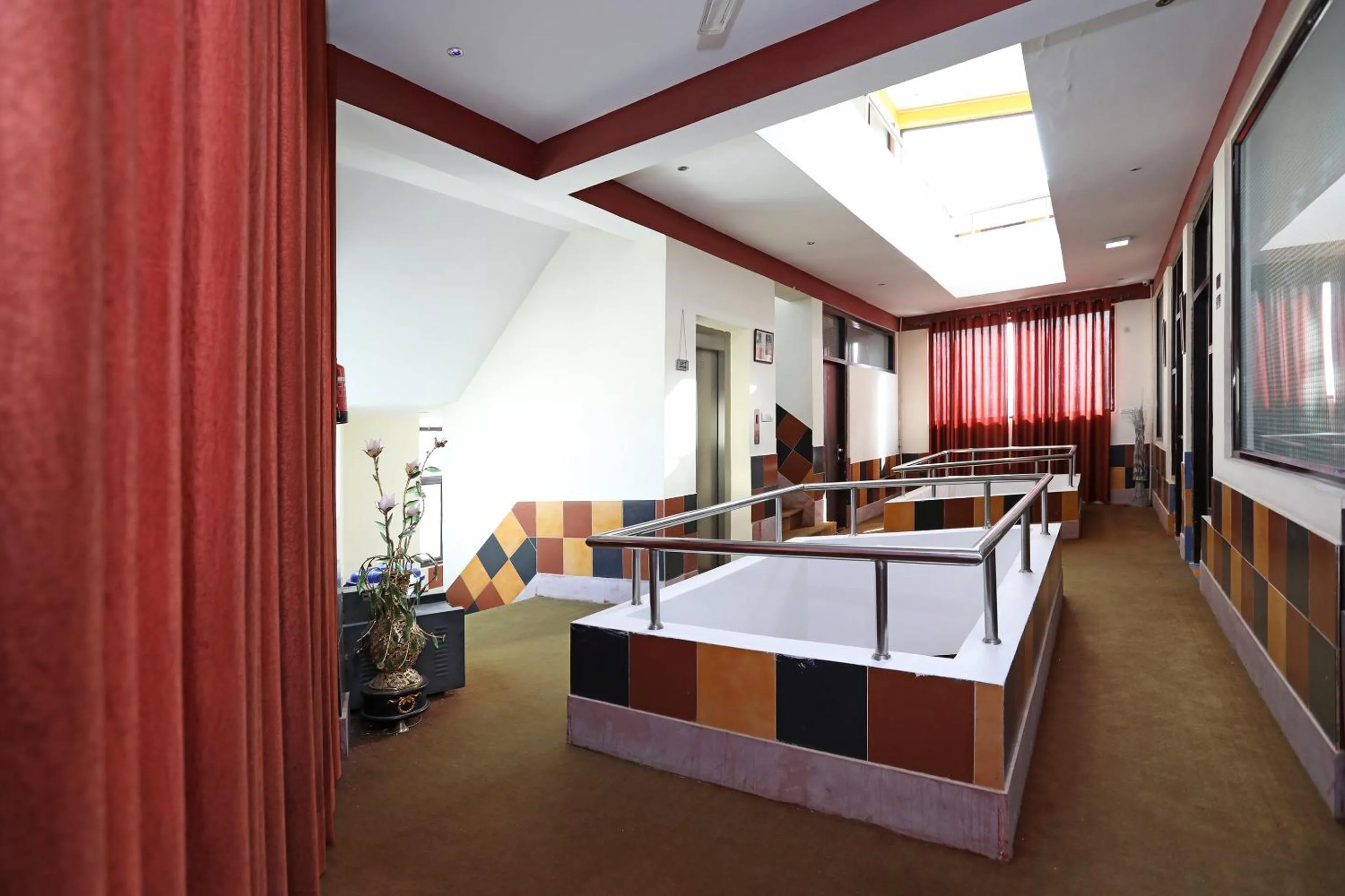 Lobby or reception in Hotel O Grand Empire Expressway