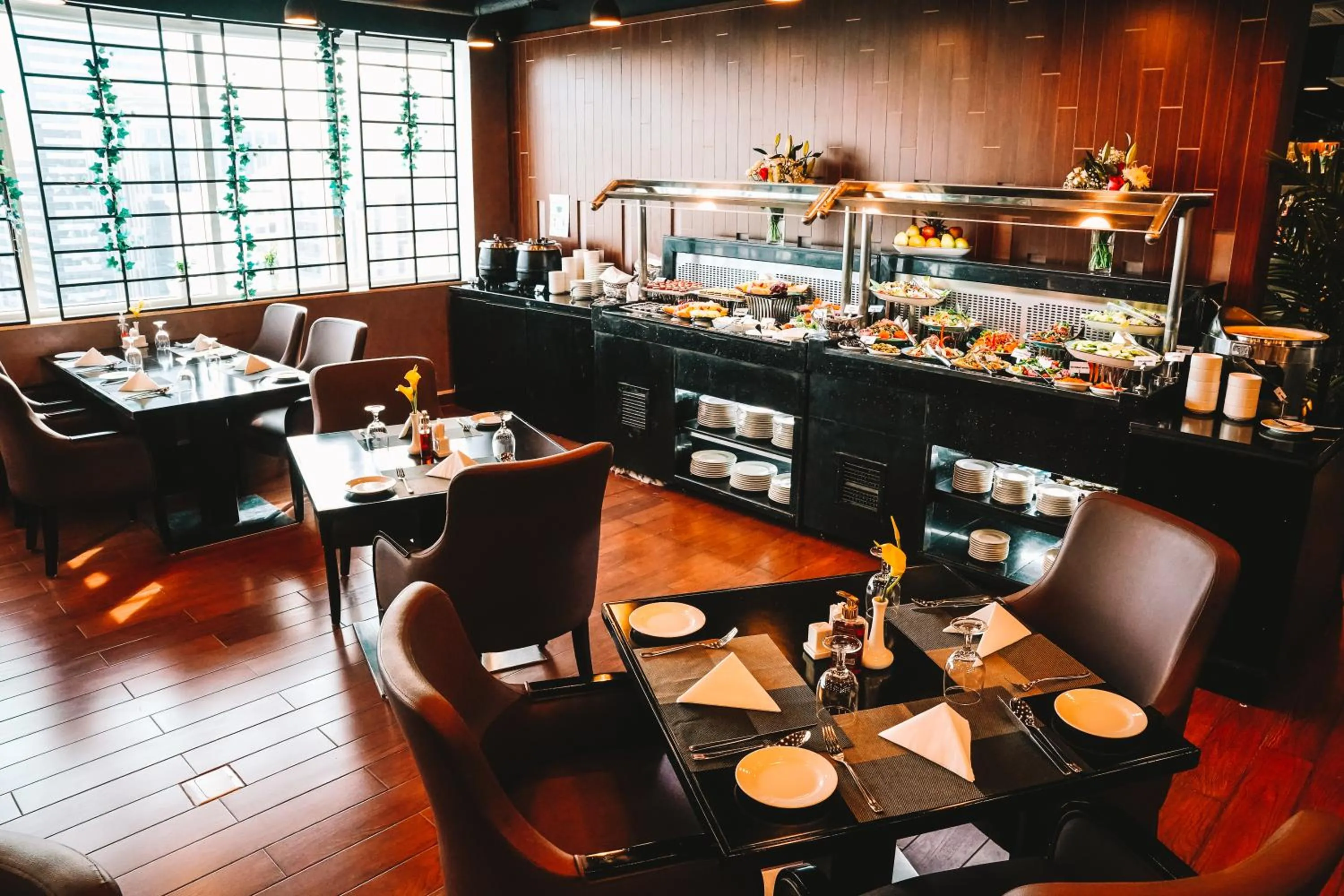 Restaurant/places to eat in Cristal Hotel Abu Dhabi