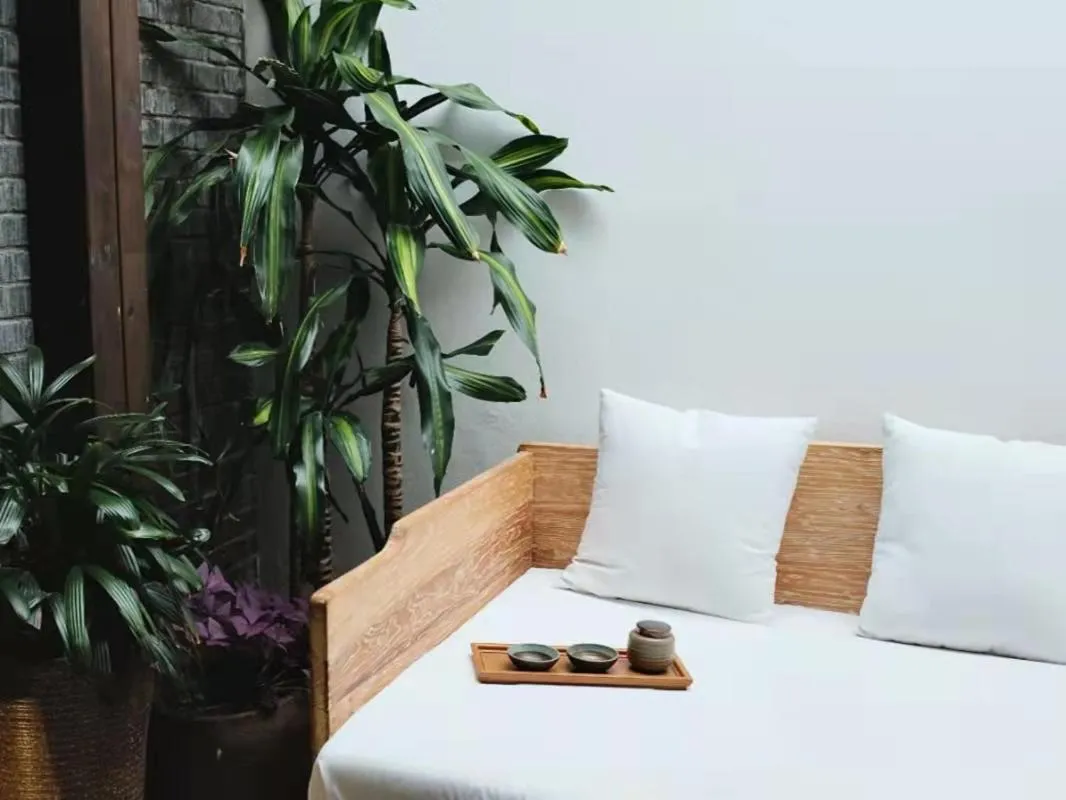 Bed in The Orchid Hotel - Old Town & Drum Tower