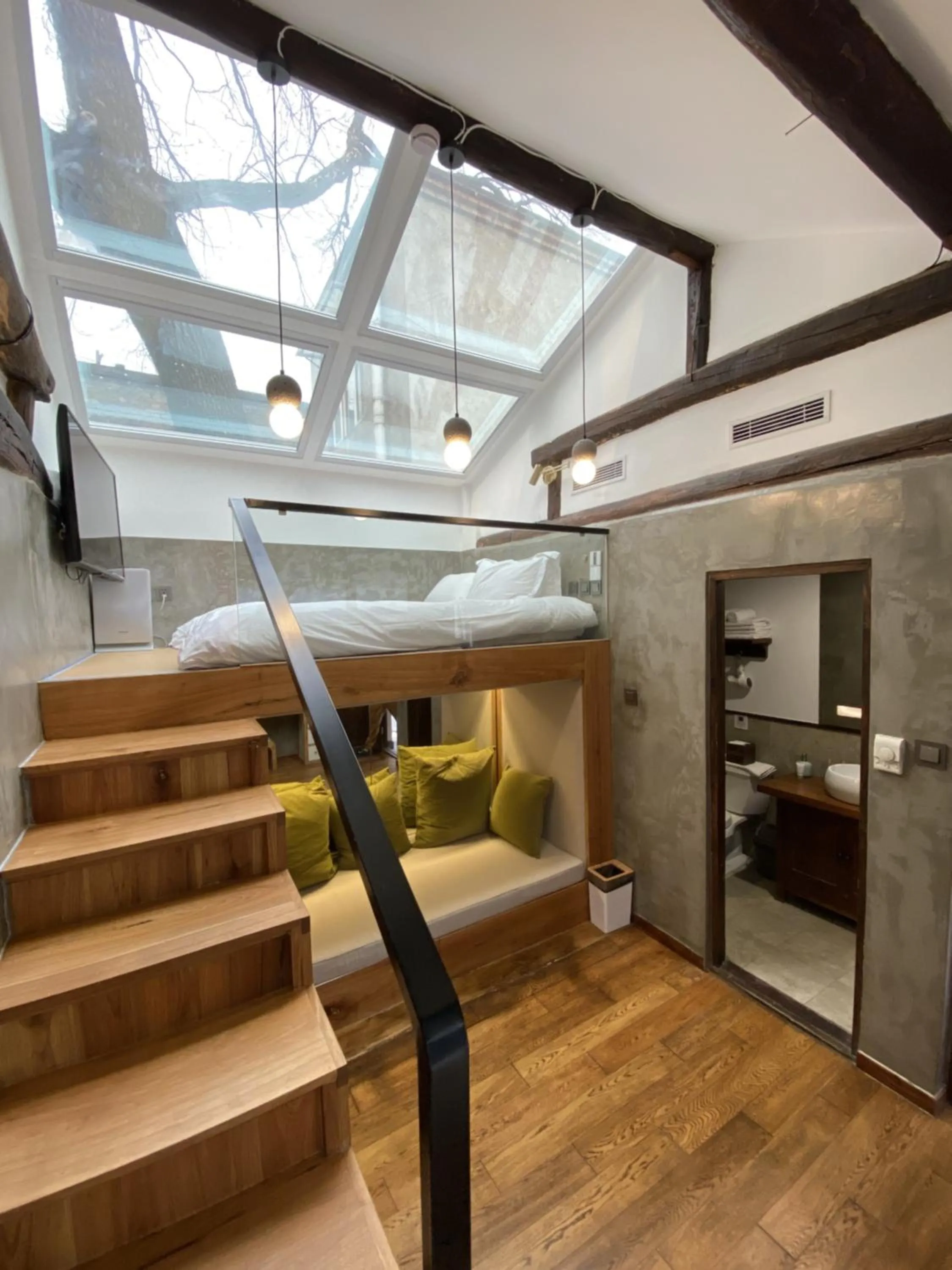 The Orchid Hotel - Old Town & Drum Tower