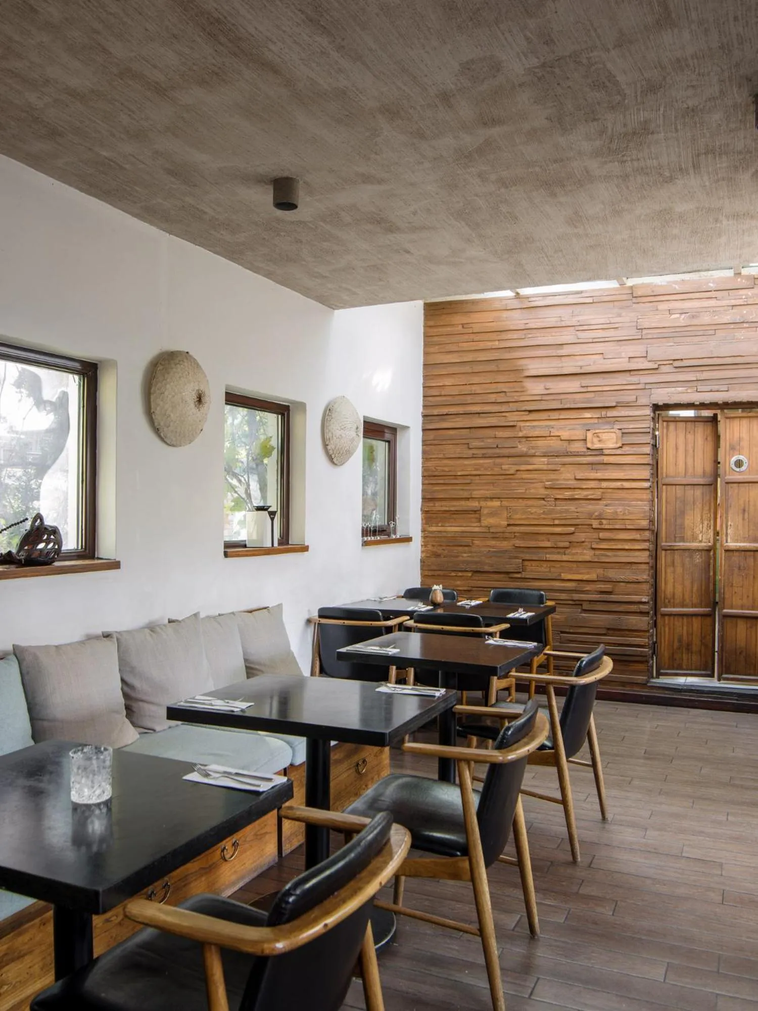 Restaurant/places to eat in The Orchid Hotel - Old Town & Drum Tower