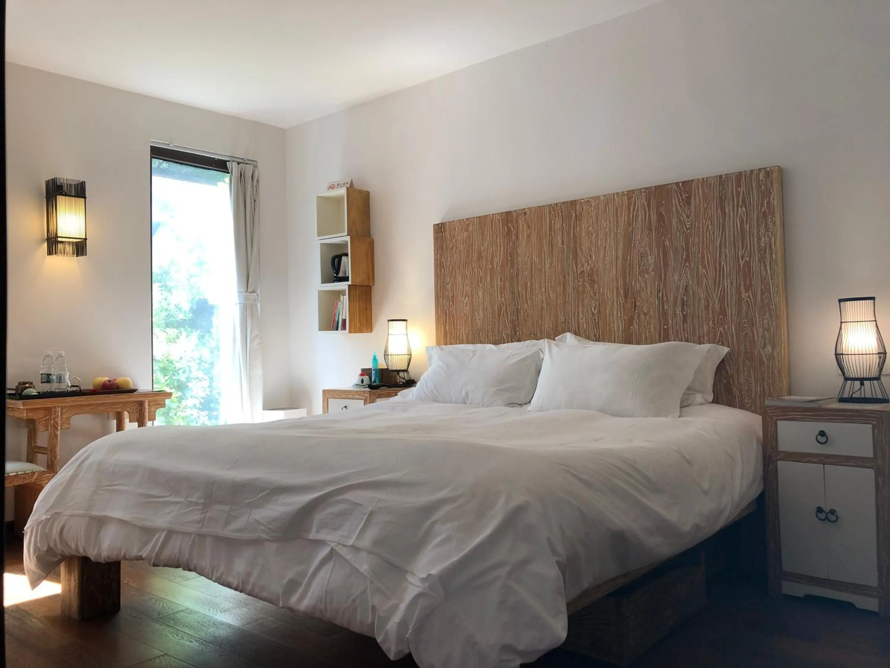 Bed in The Orchid Hotel - Old Town & Drum Tower