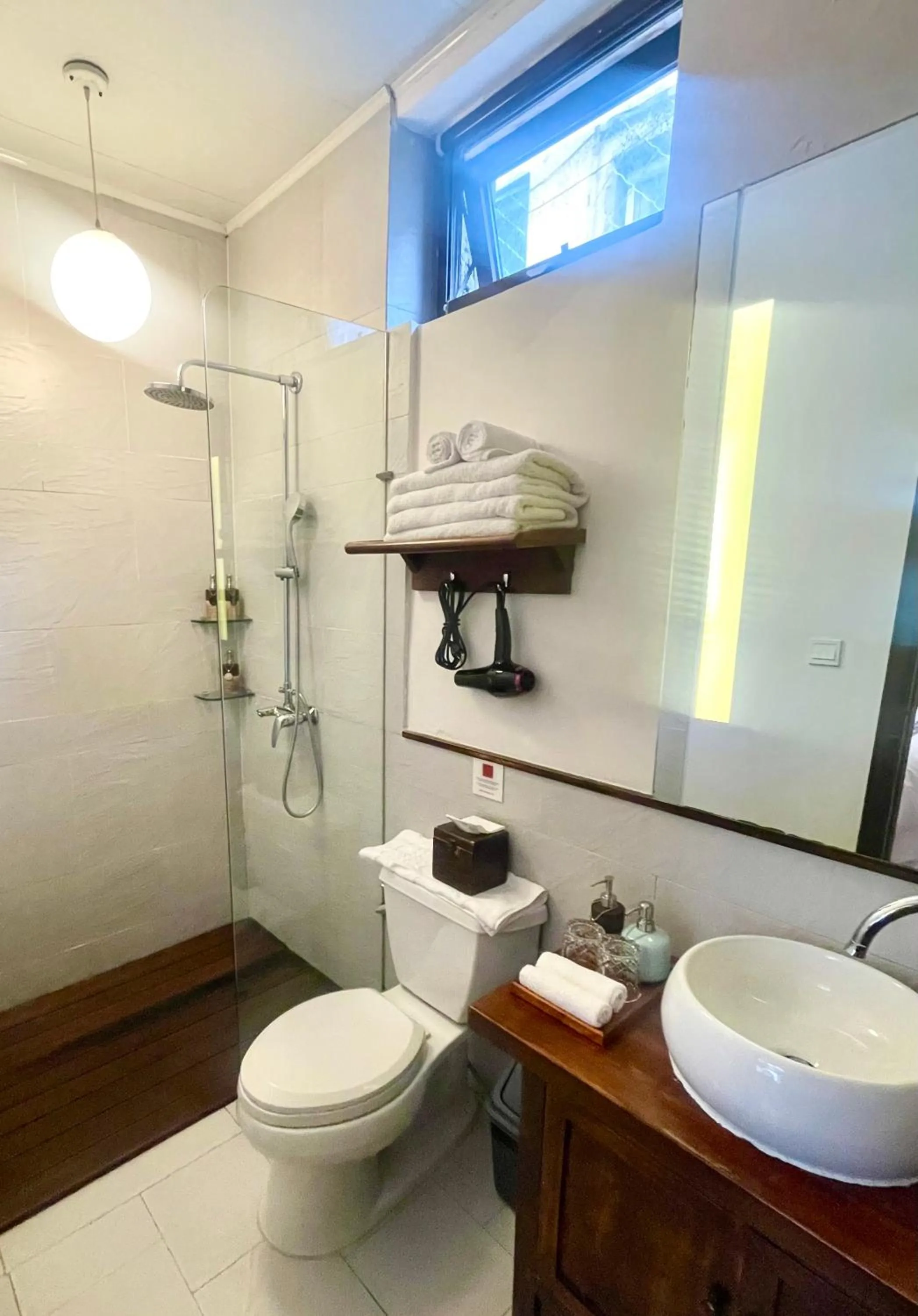 The Orchid Hotel - Old Town & Drum Tower