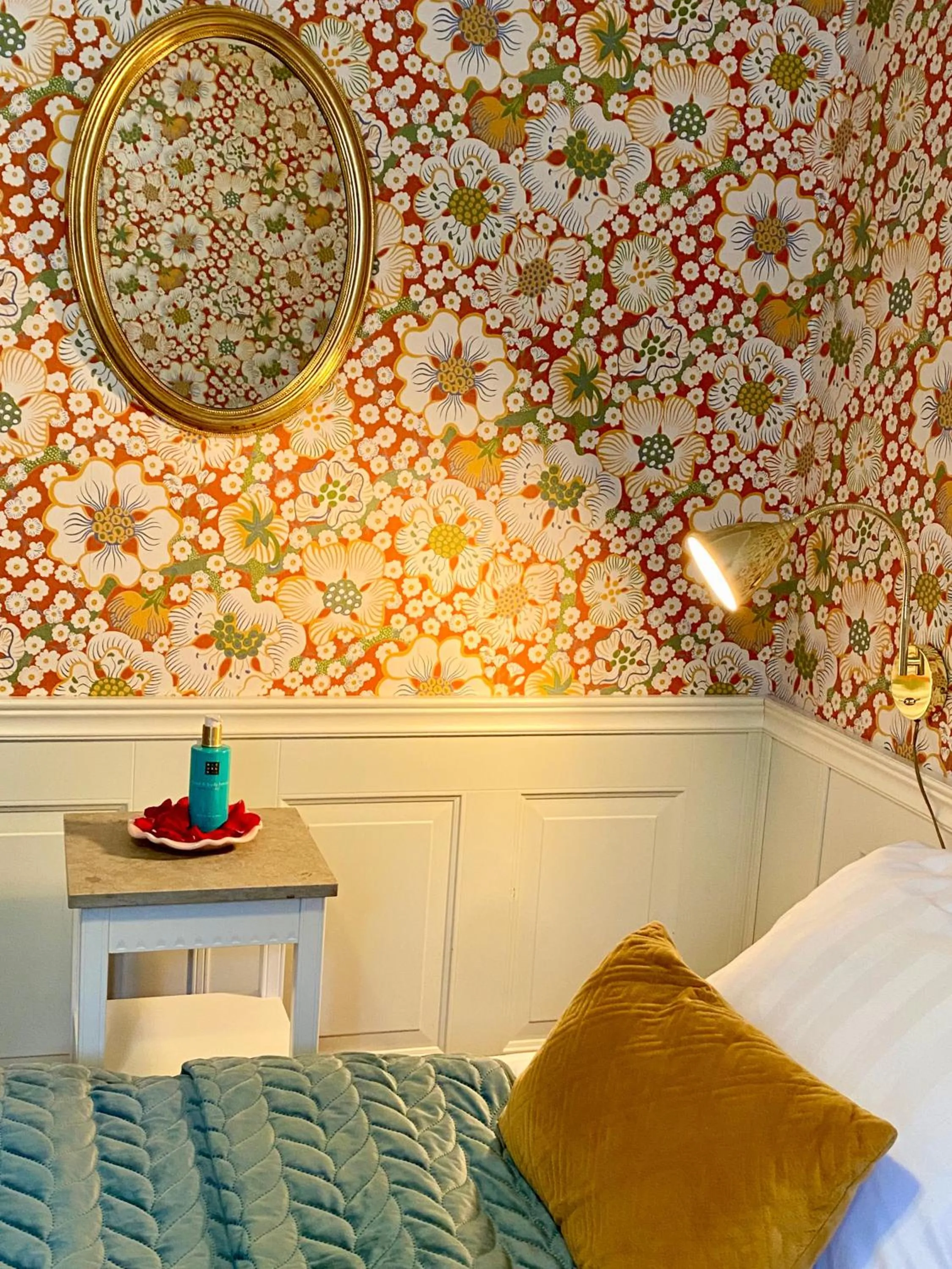 Bed in Hotell St Clemens