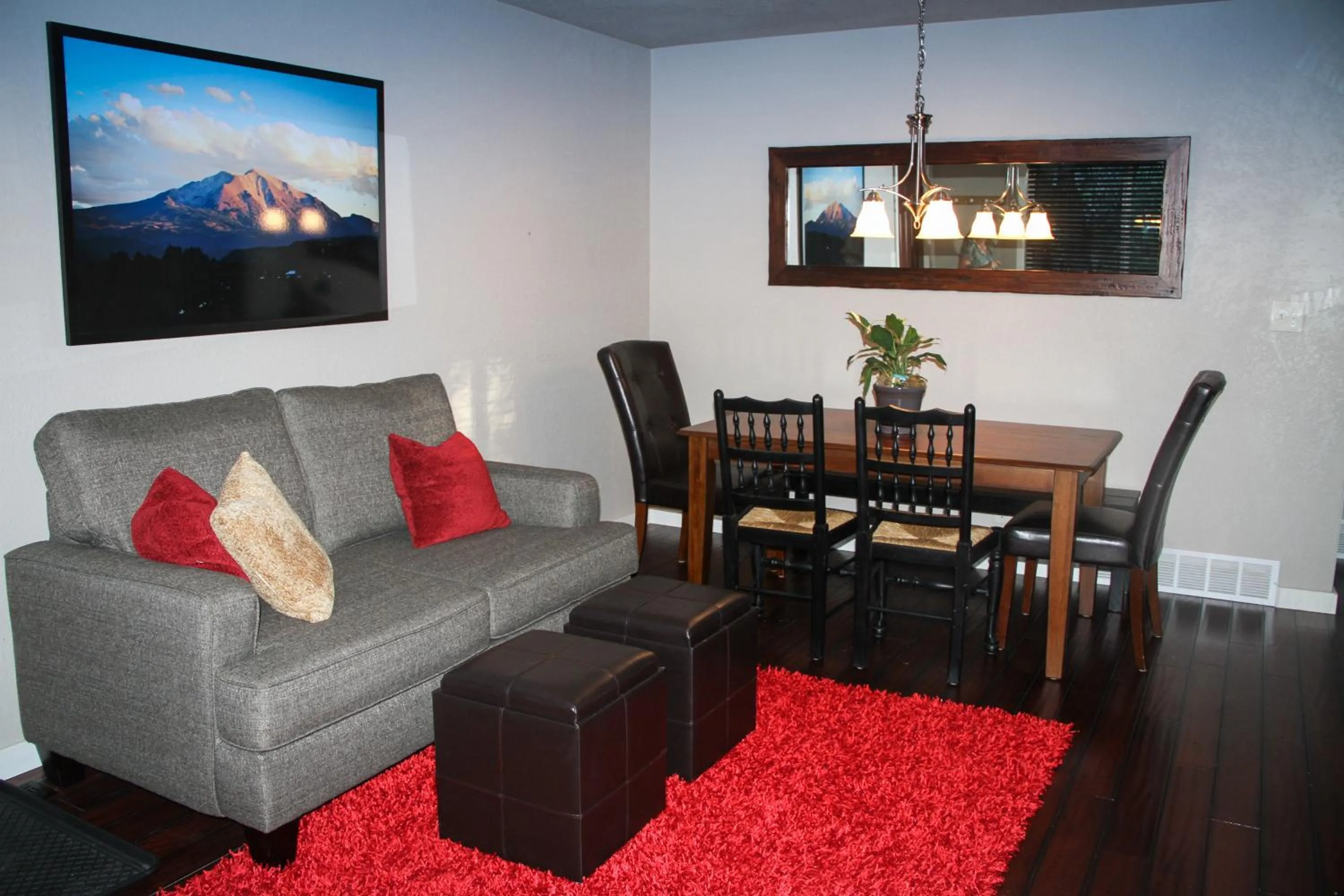 The 8th Street Retreat