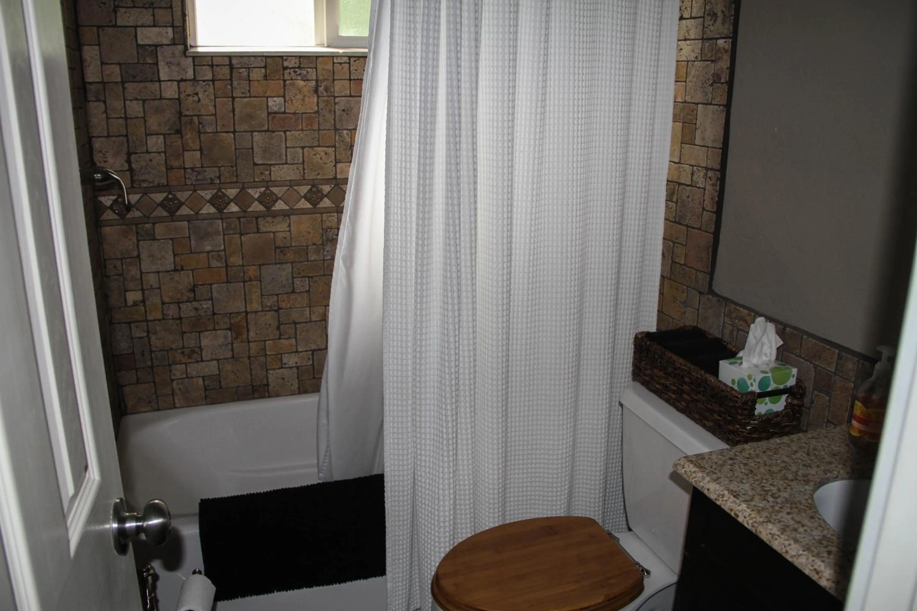 The 8th Street Retreat