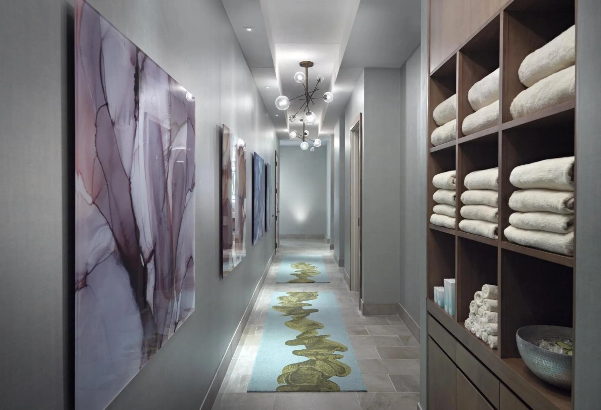 Photo of the whole room in Omni Louisville Hotel