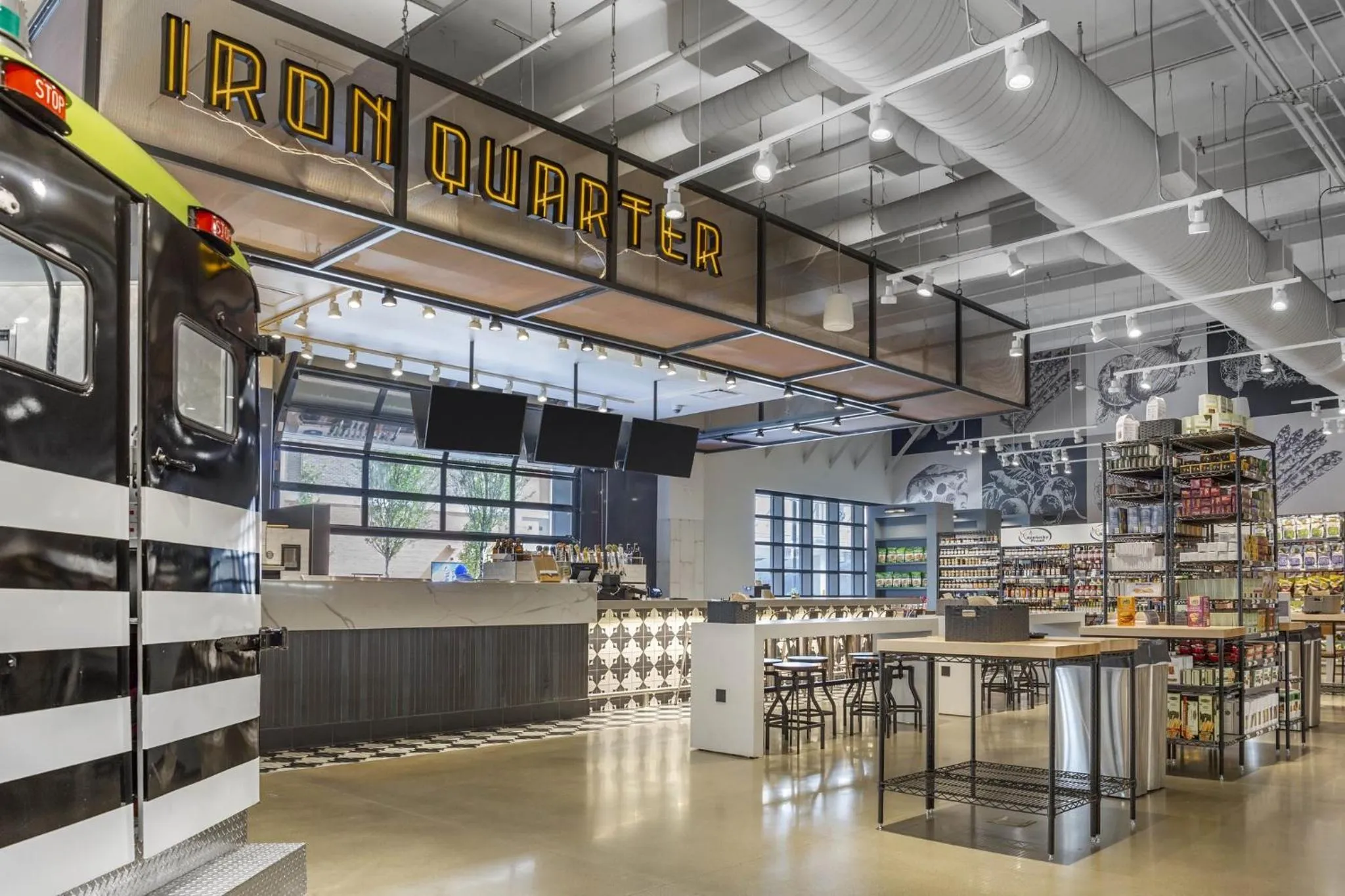 Restaurant/places to eat in Omni Louisville Hotel