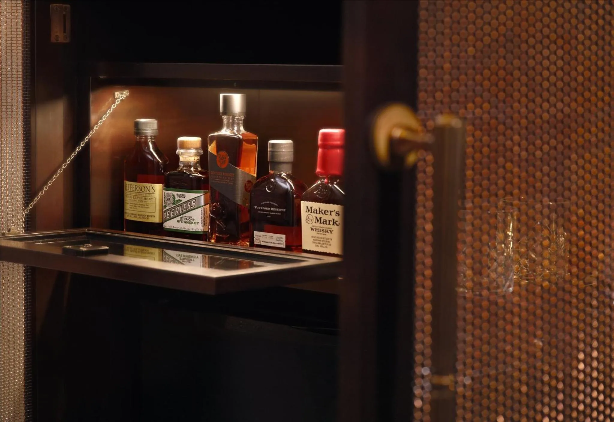 Photo of the whole room in Omni Louisville Hotel