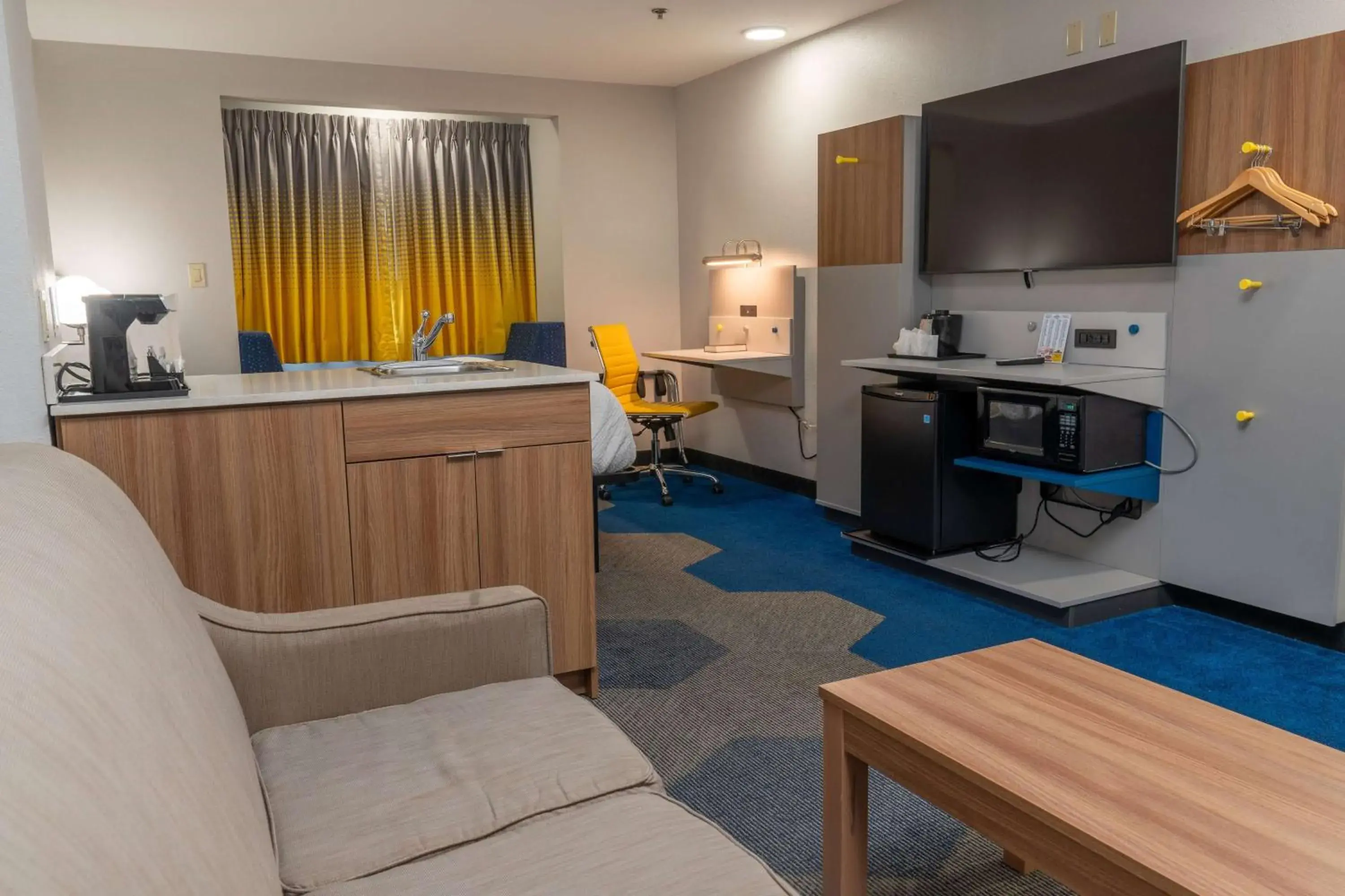 King Studio Suite - Non-Smoking in Microtel Inn & Suites by Wyndham Pigeon Forge King Studio Suite - Non-Smoking in Microtel Inn & Suites by Wyndham Pigeon Forge