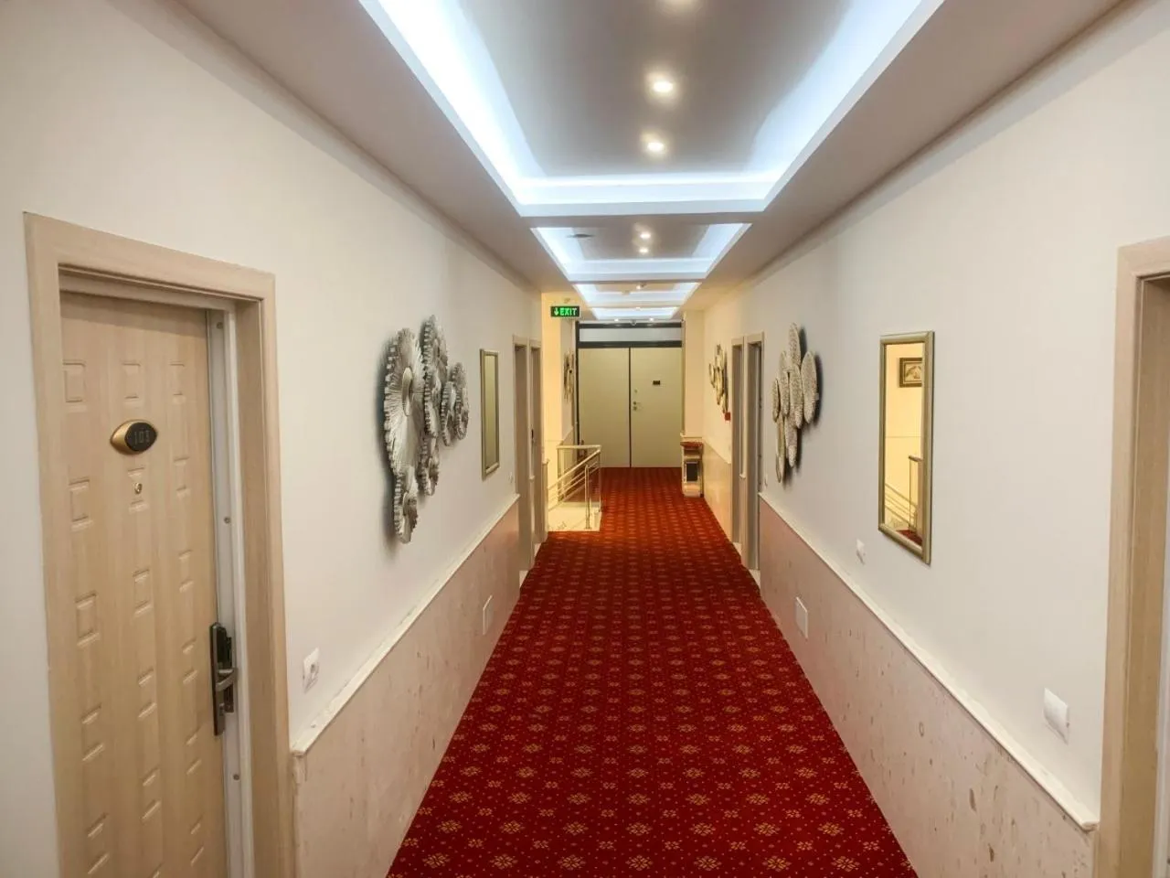 Lobby or reception in Park Hotel Tirana