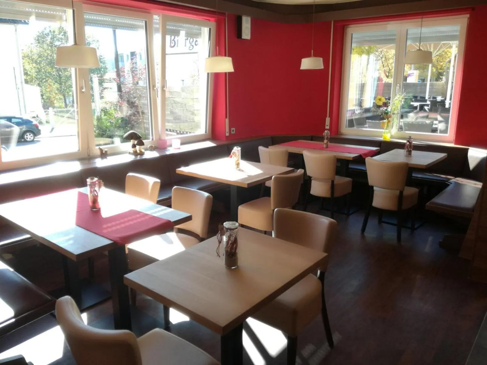 Restaurant/places to eat in Gaststätte Peperoni