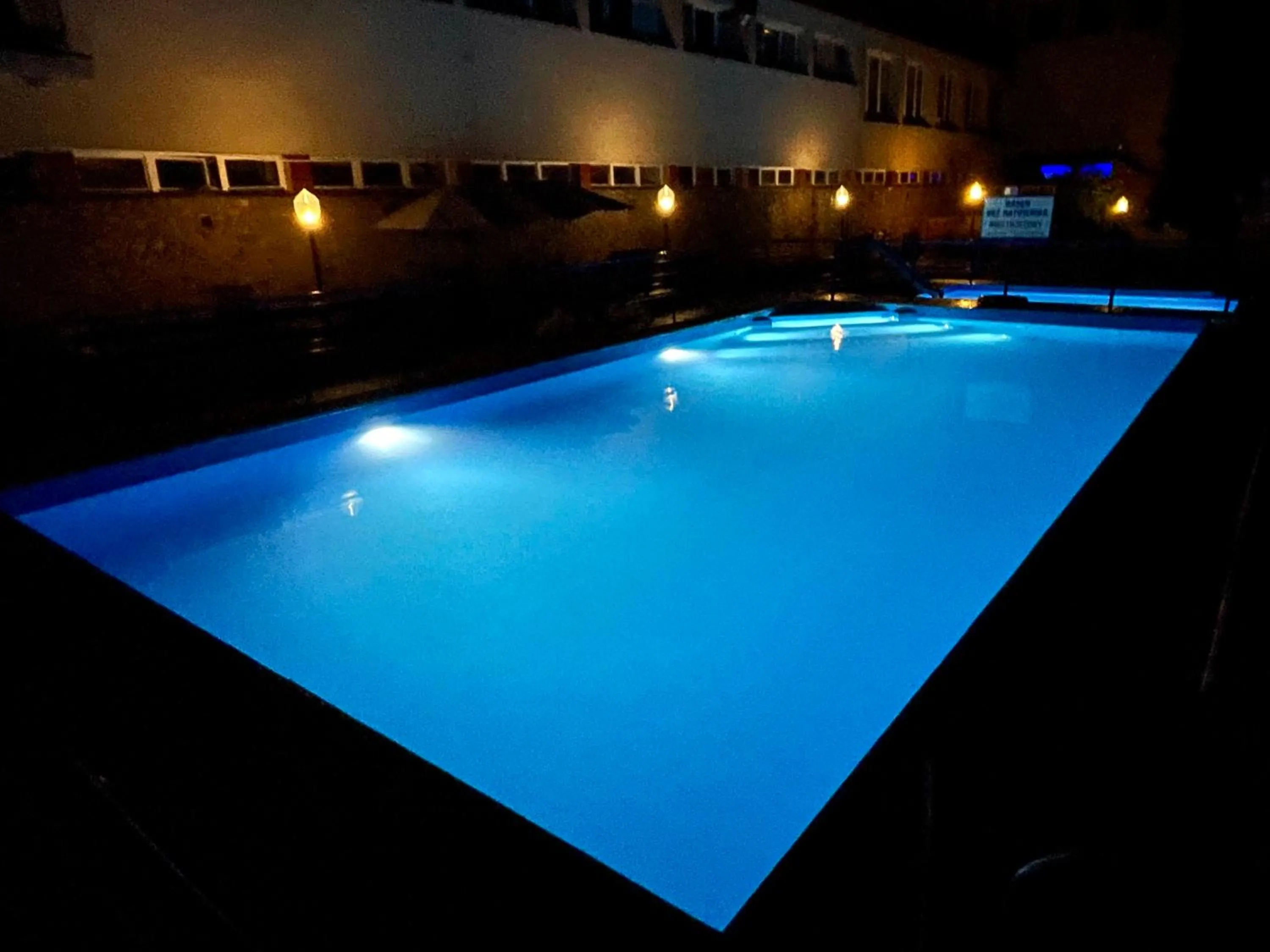 Swimming pool in GWAREK Centrum Wypoczynkowe