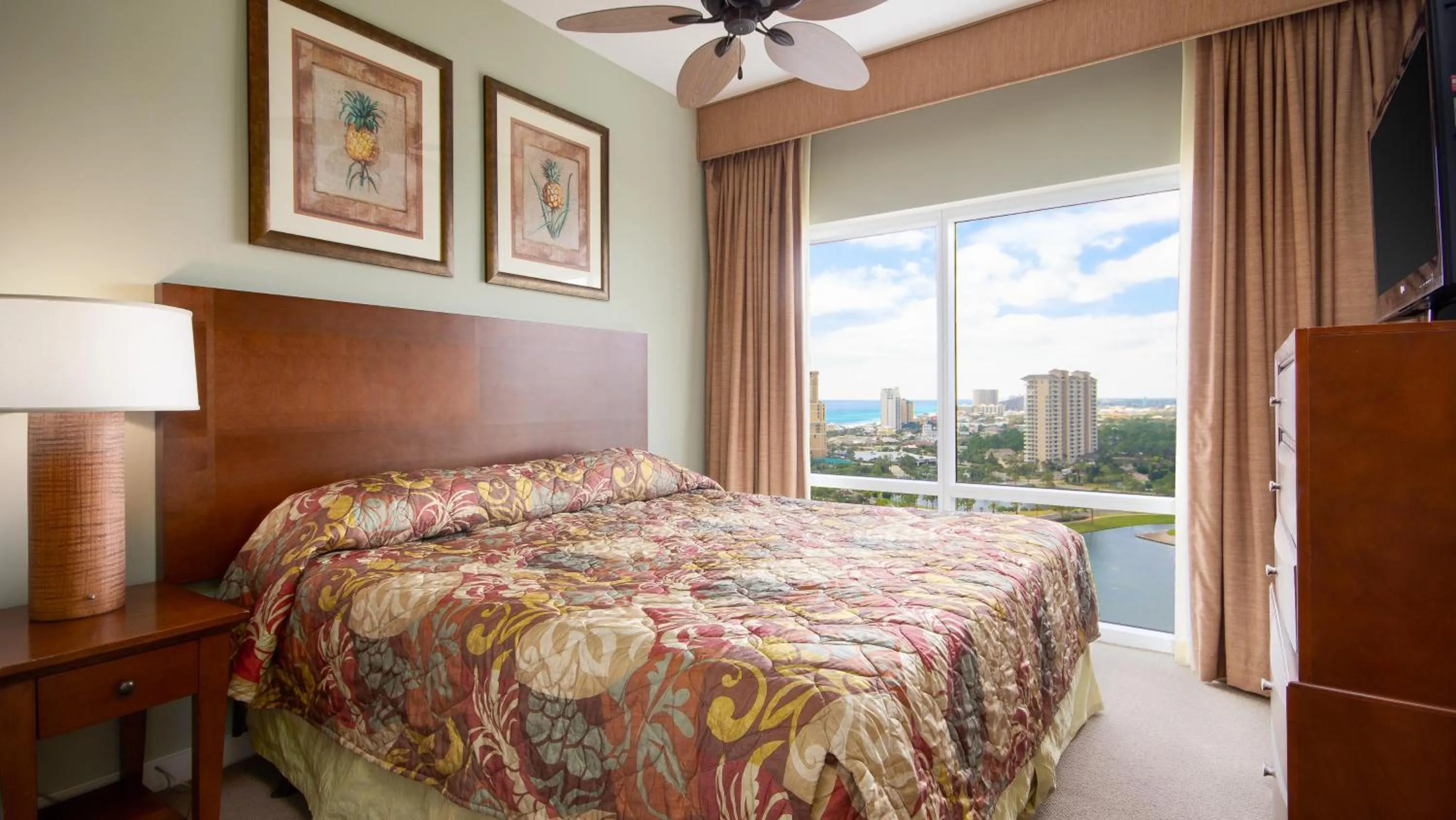 Bed in Luau I 7602/7604