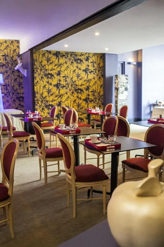 Continental breakfast in Cit'Hotel B Hotel Brasserie