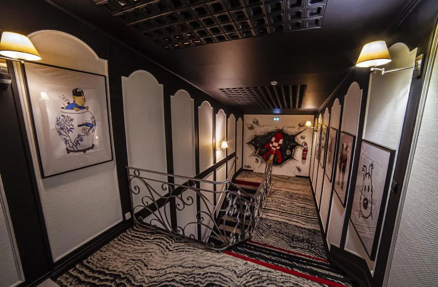 Lobby or reception in Cit'Hotel B Hotel Brasserie