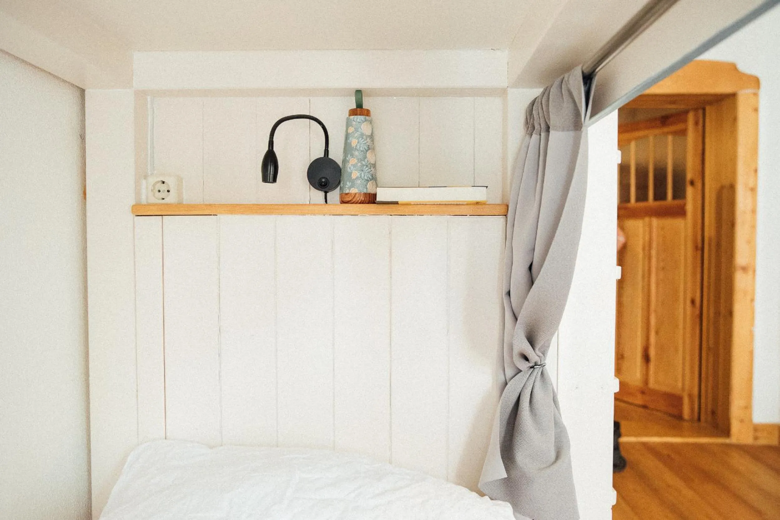 bunk bed, Bed in Hostel Multitude