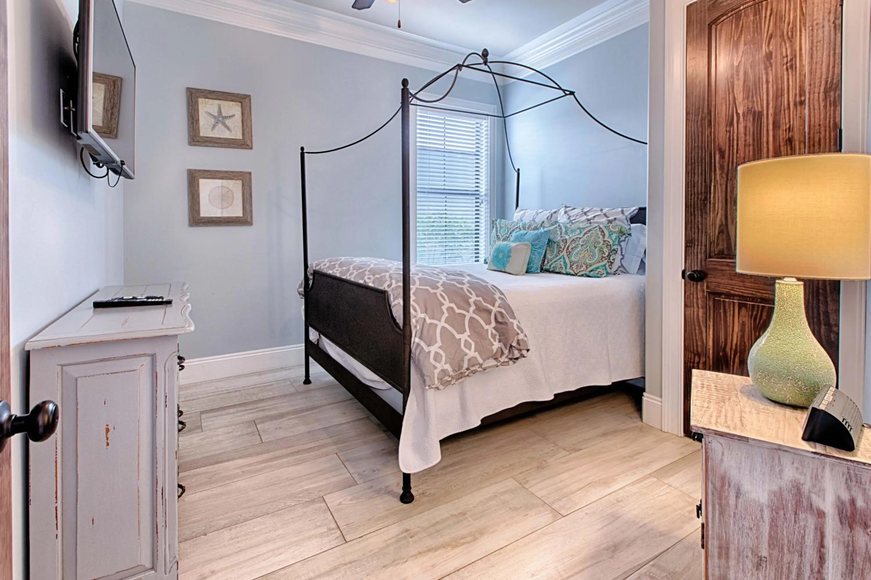 Bed in Villa Lago 1923