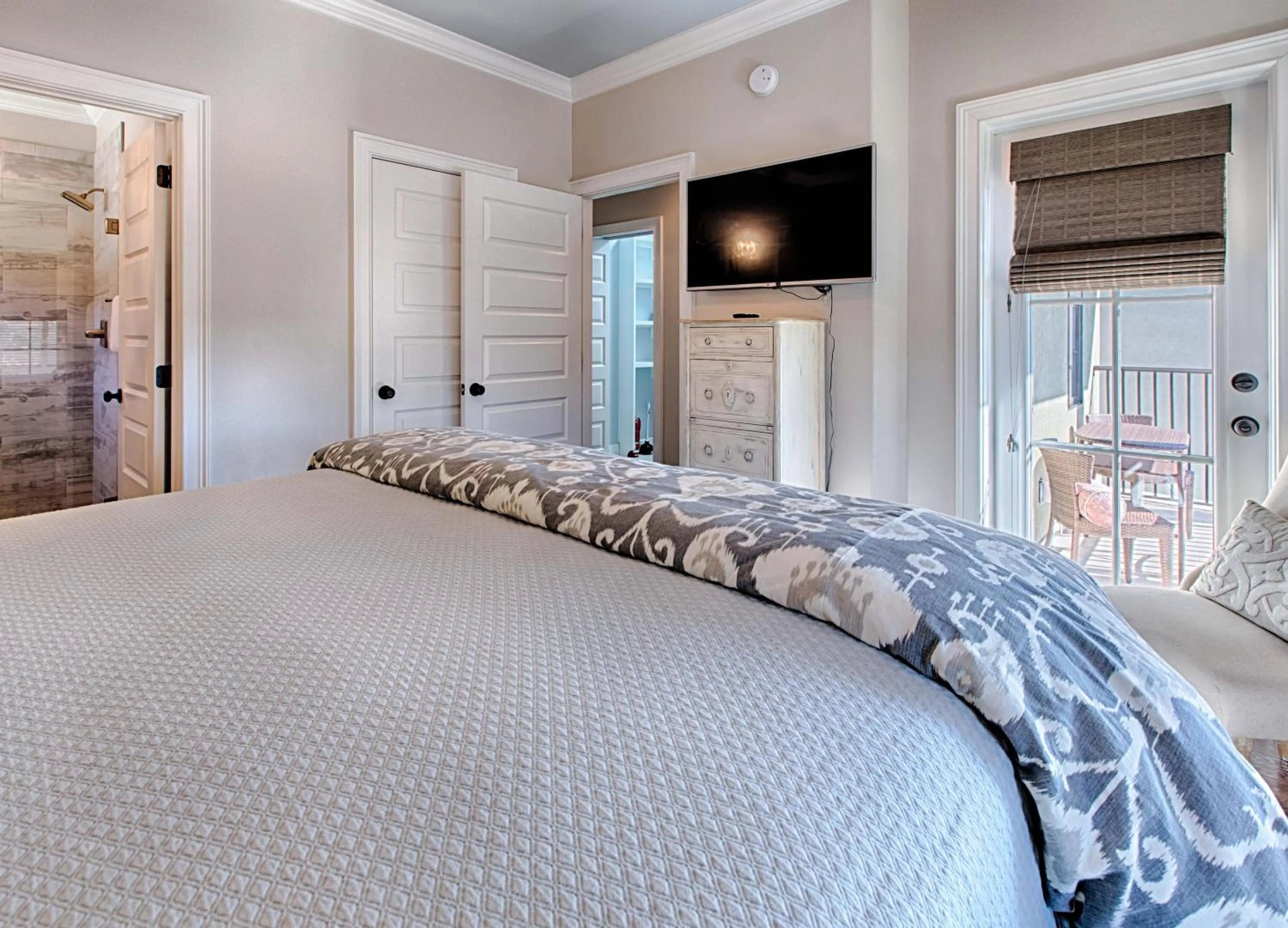 Bed in Villa Lago 1923