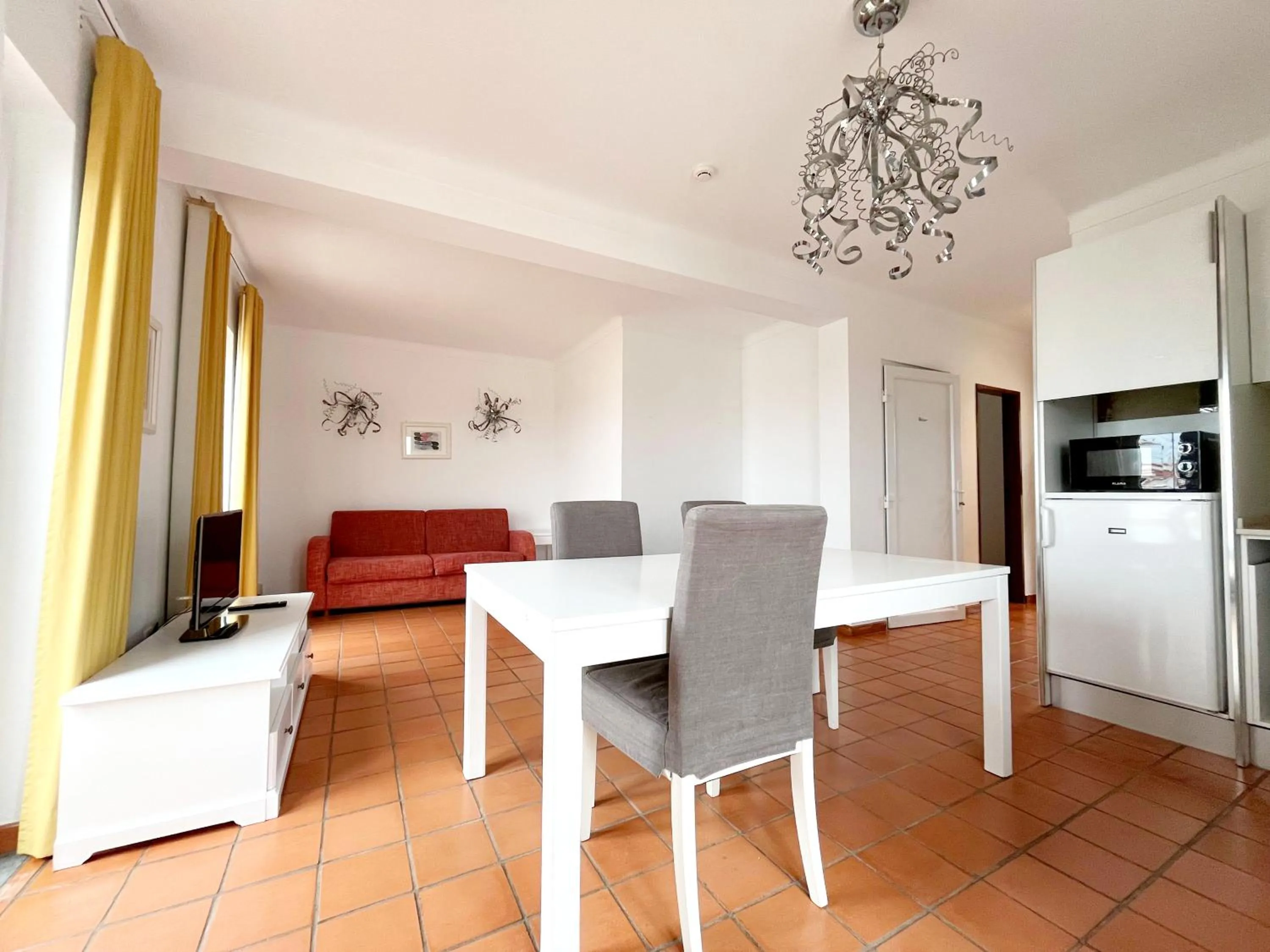 TV and multimedia in Apartamentos da Vila - Duna Parque Resorts & Hotels