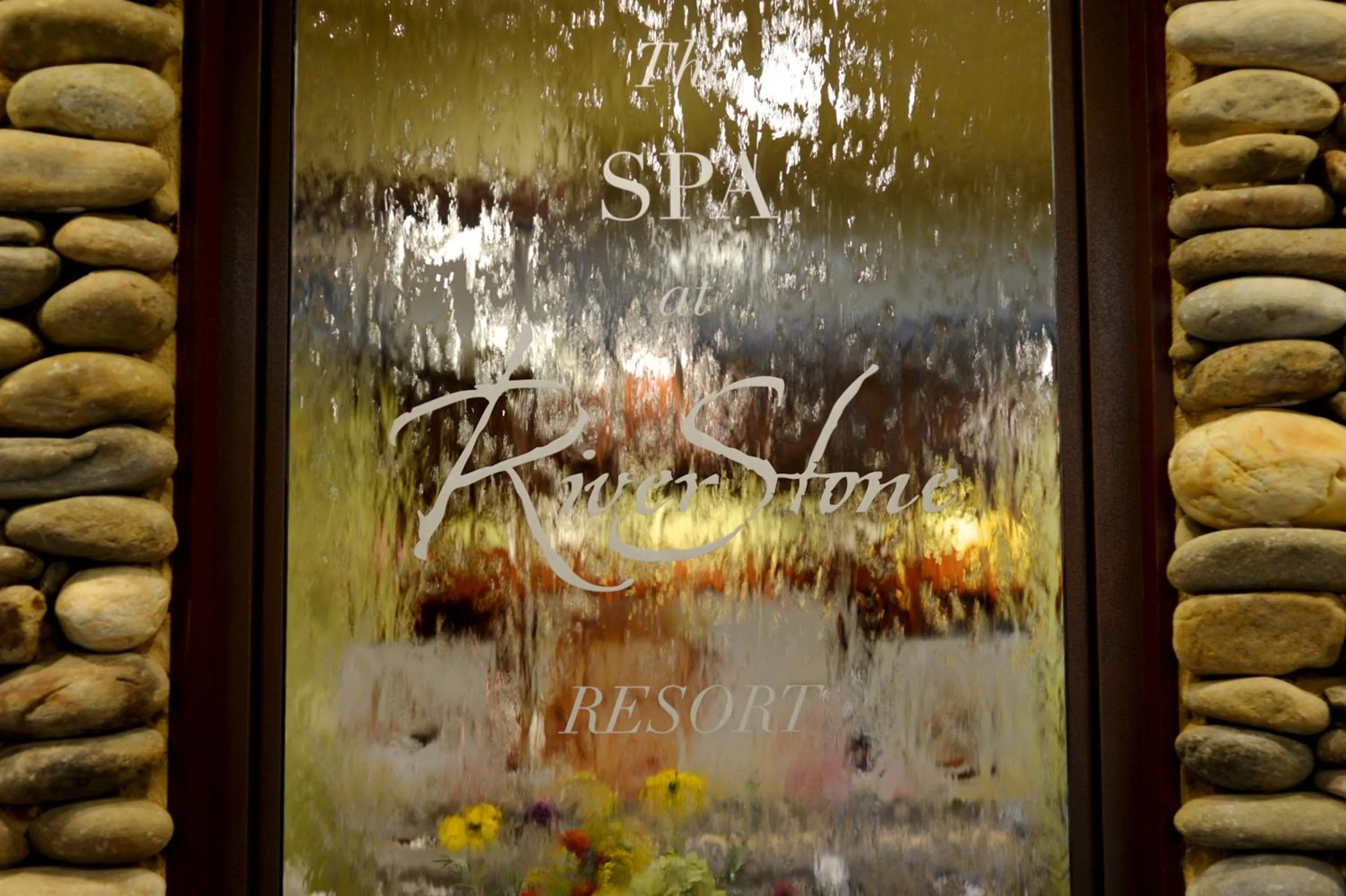 Spa and wellness centre/facilities in RiverStone Condo Resort & Spa