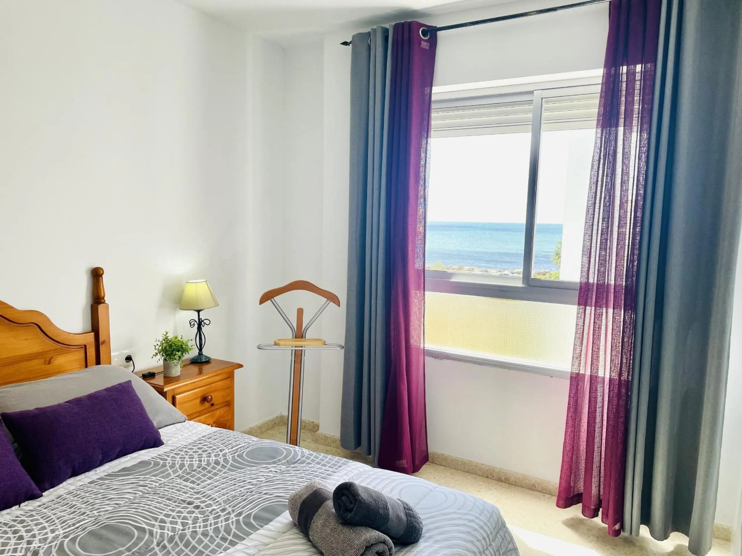 Bed in Beach and Family