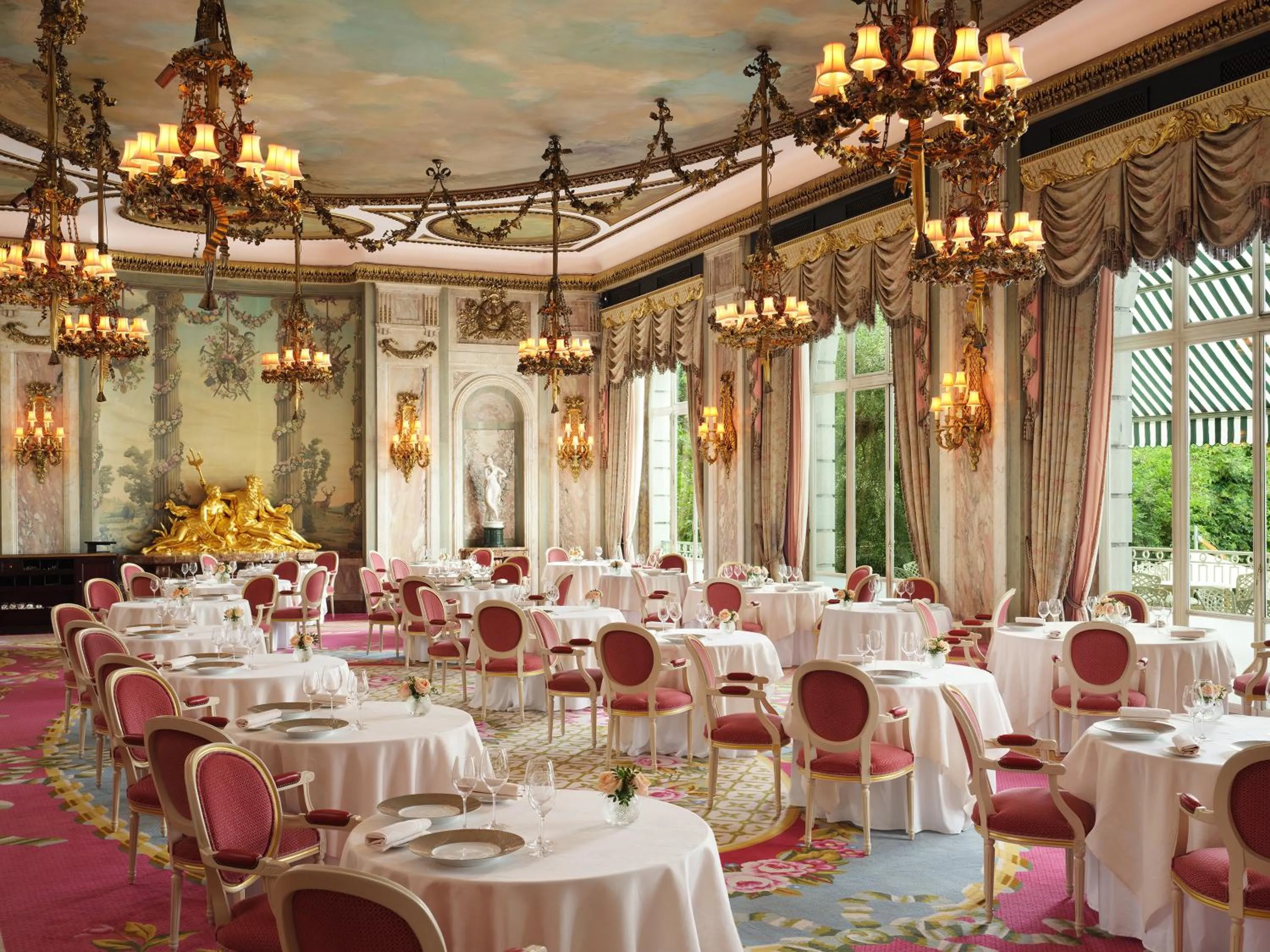 Restaurant/places to eat in The Ritz London